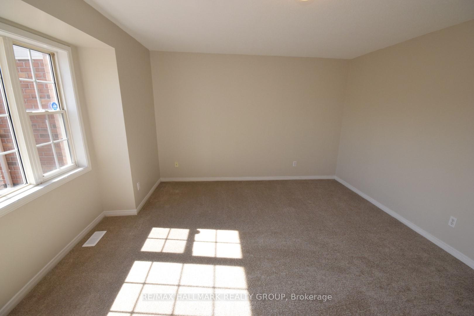 Photo 10 of 119 Topham Terrace, Ottawa, Fallingbrook/Gardenway South — HOMEH