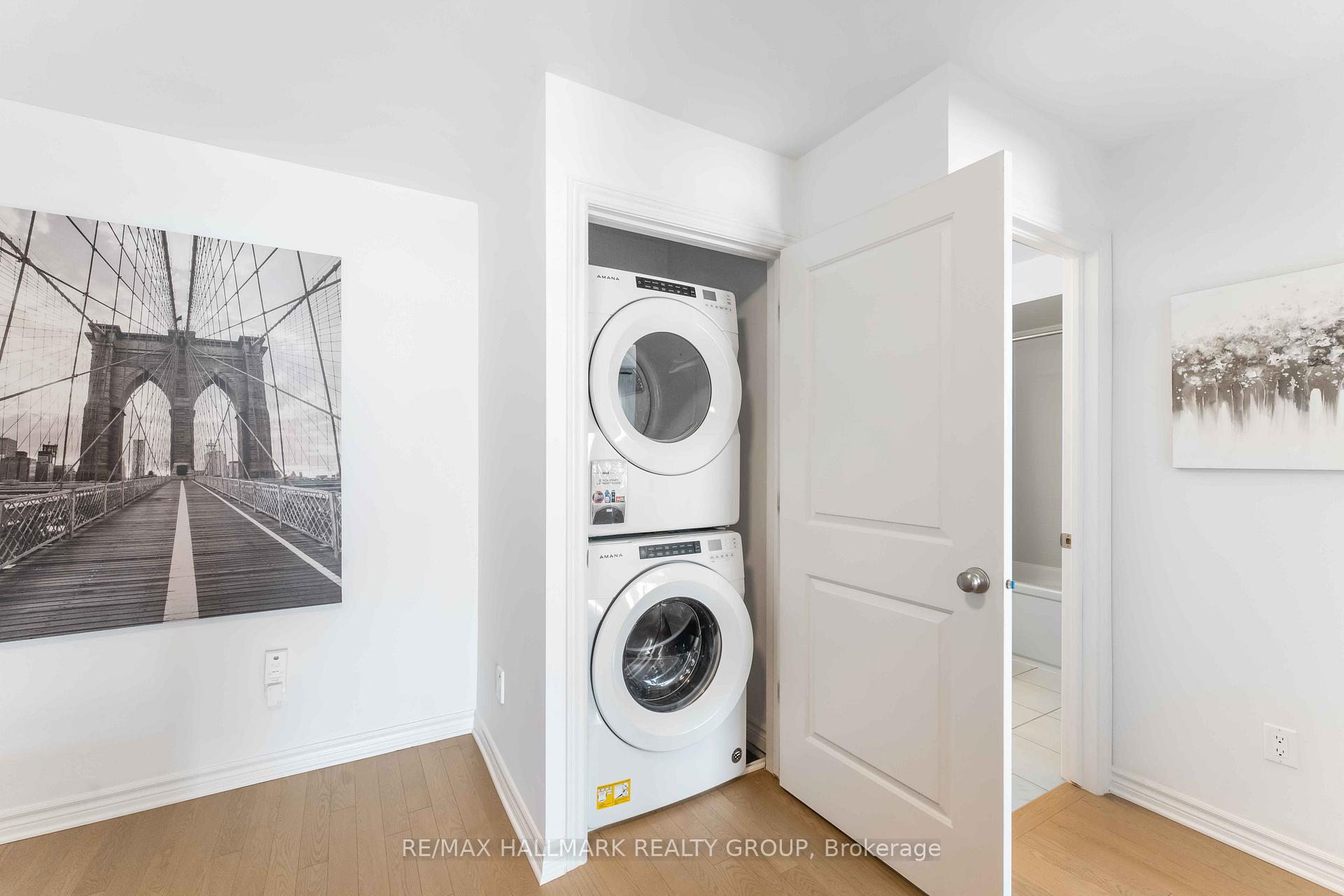 Photo 8 of 40 Verglas Lane, Ottawa, Mer Bleue/Bradley Estates/Anderson Park — HOMEH