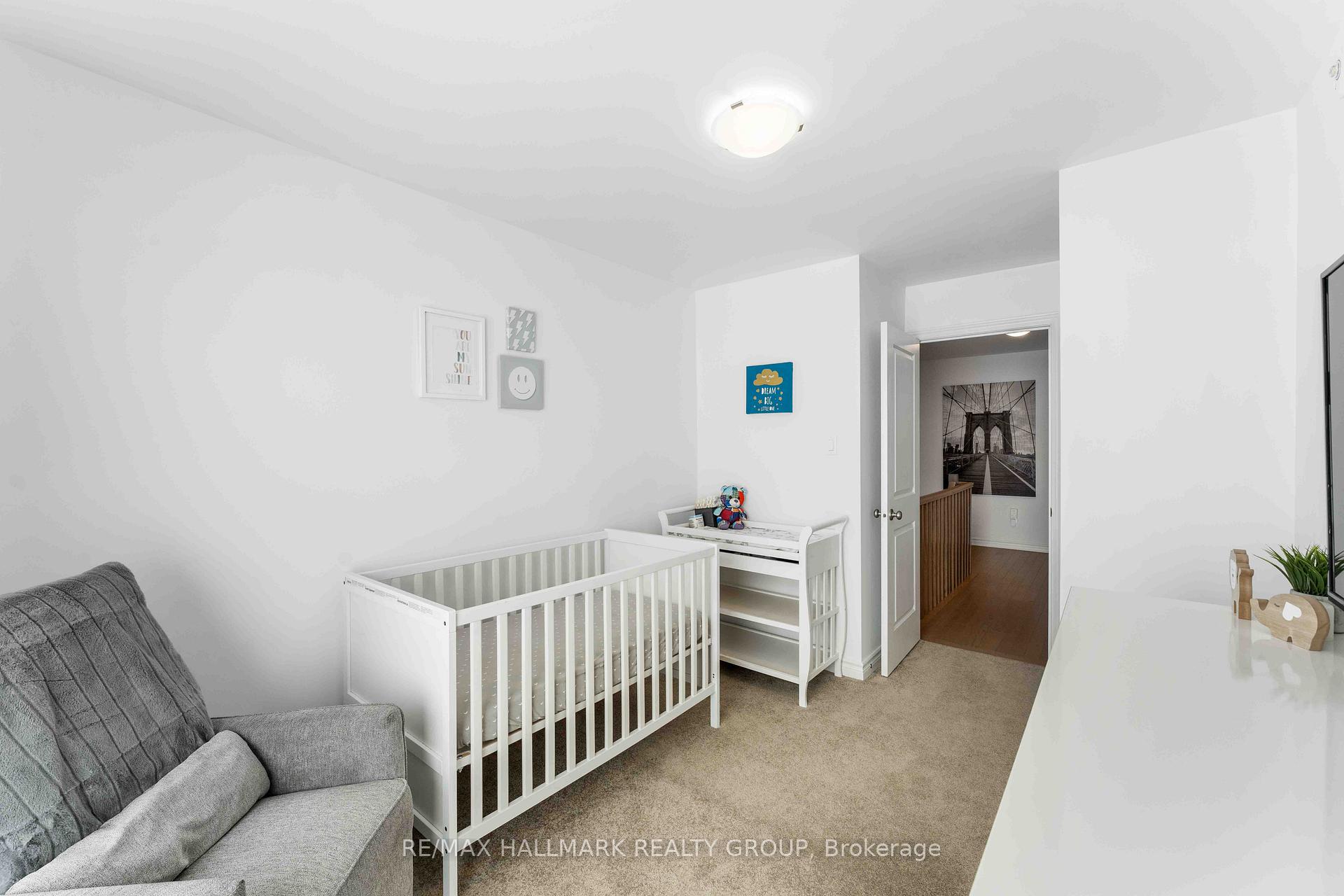 Photo 15 of 40 Verglas Lane, Ottawa, Mer Bleue/Bradley Estates/Anderson Park — HOMEH
