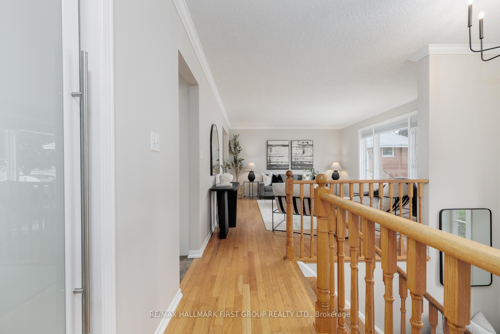 Photo 4 of 255 Gibbons Street, Oshawa, McLaughlin — HOMEH