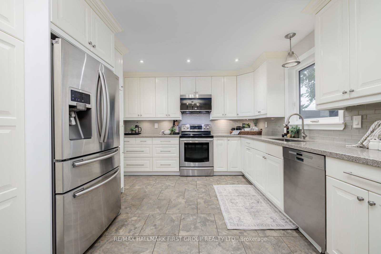 Photo 11 of 255 Gibbons Street, Oshawa, McLaughlin — HOMEH