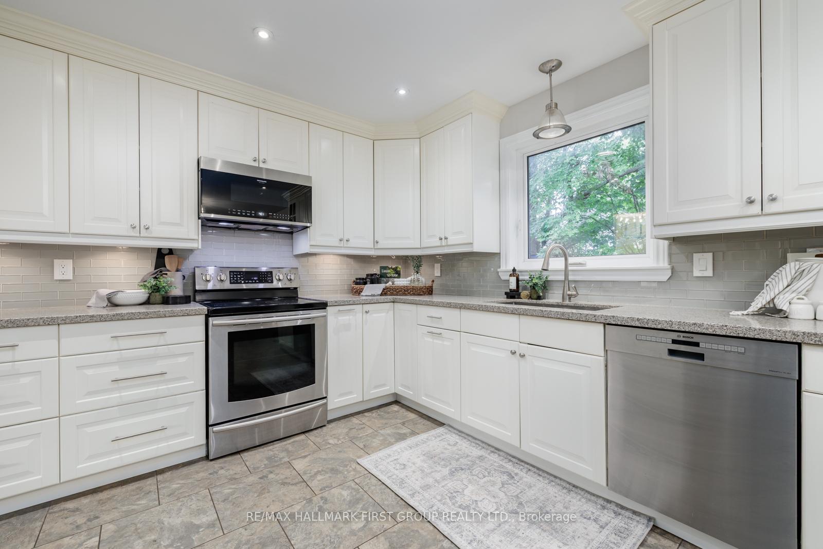 Photo 12 of 255 Gibbons Street, Oshawa, McLaughlin — HOMEH
