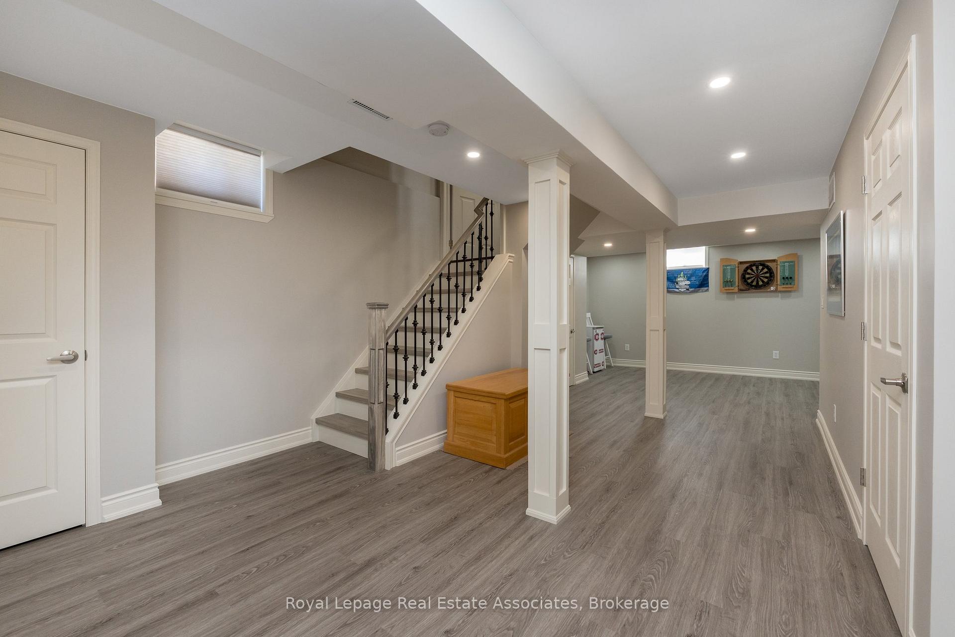 Photo 7 of 913 Bennett Boulevard, Milton, Beaty — HOMEH