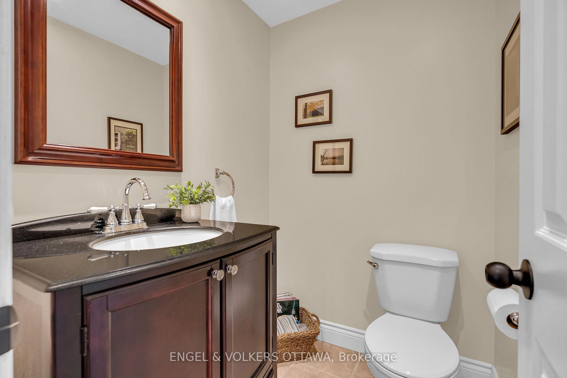 Photo 21 of 1416 Forest Valley Drive S, Ottawa, Chapel Hill — HOMEH