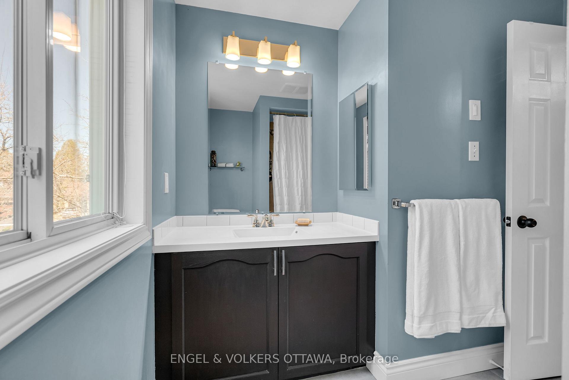 Photo 36 of 1416 Forest Valley Drive S, Ottawa, Chapel Hill — HOMEH