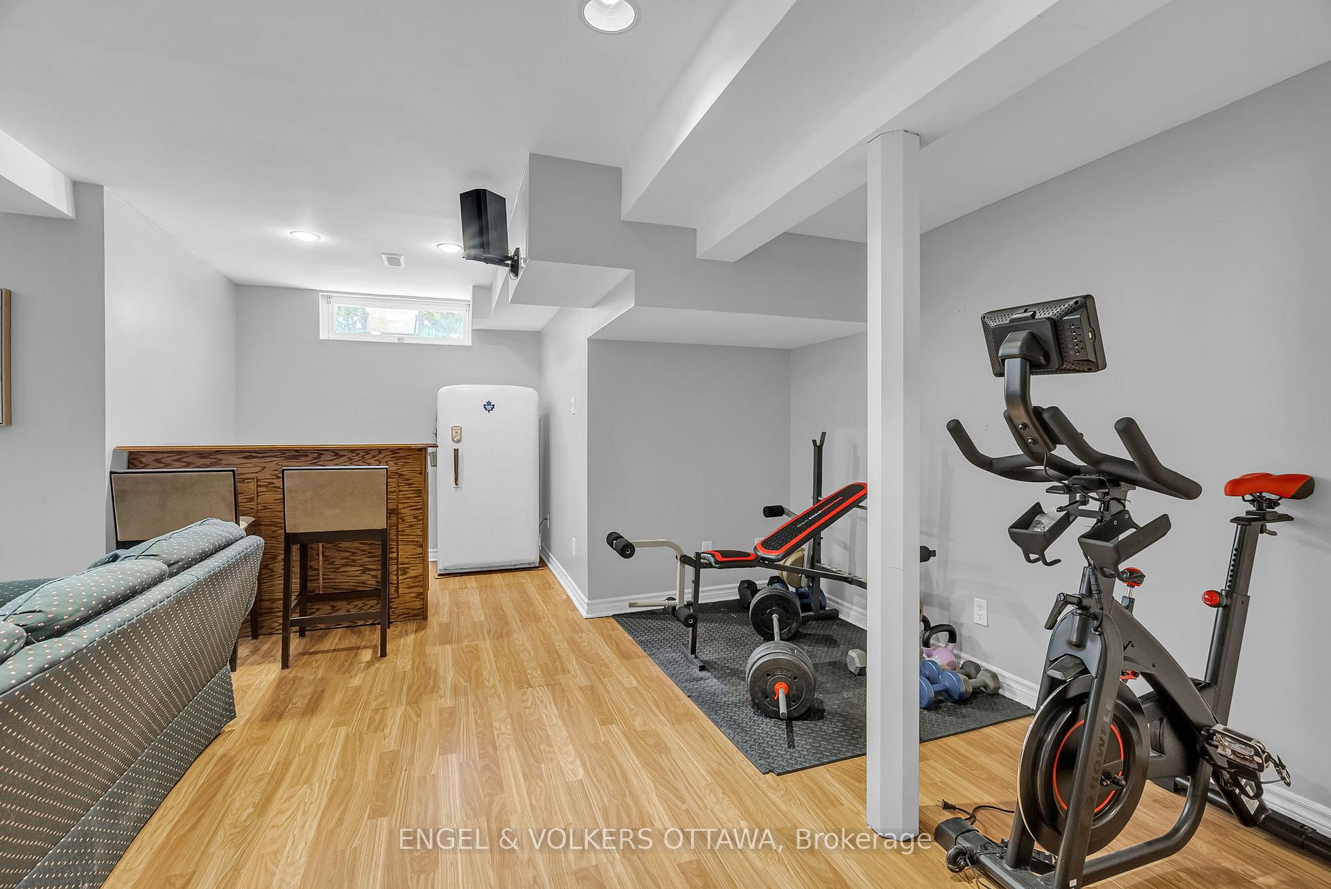 Photo 41 of 1416 Forest Valley Drive S, Ottawa, Chapel Hill — HOMEH