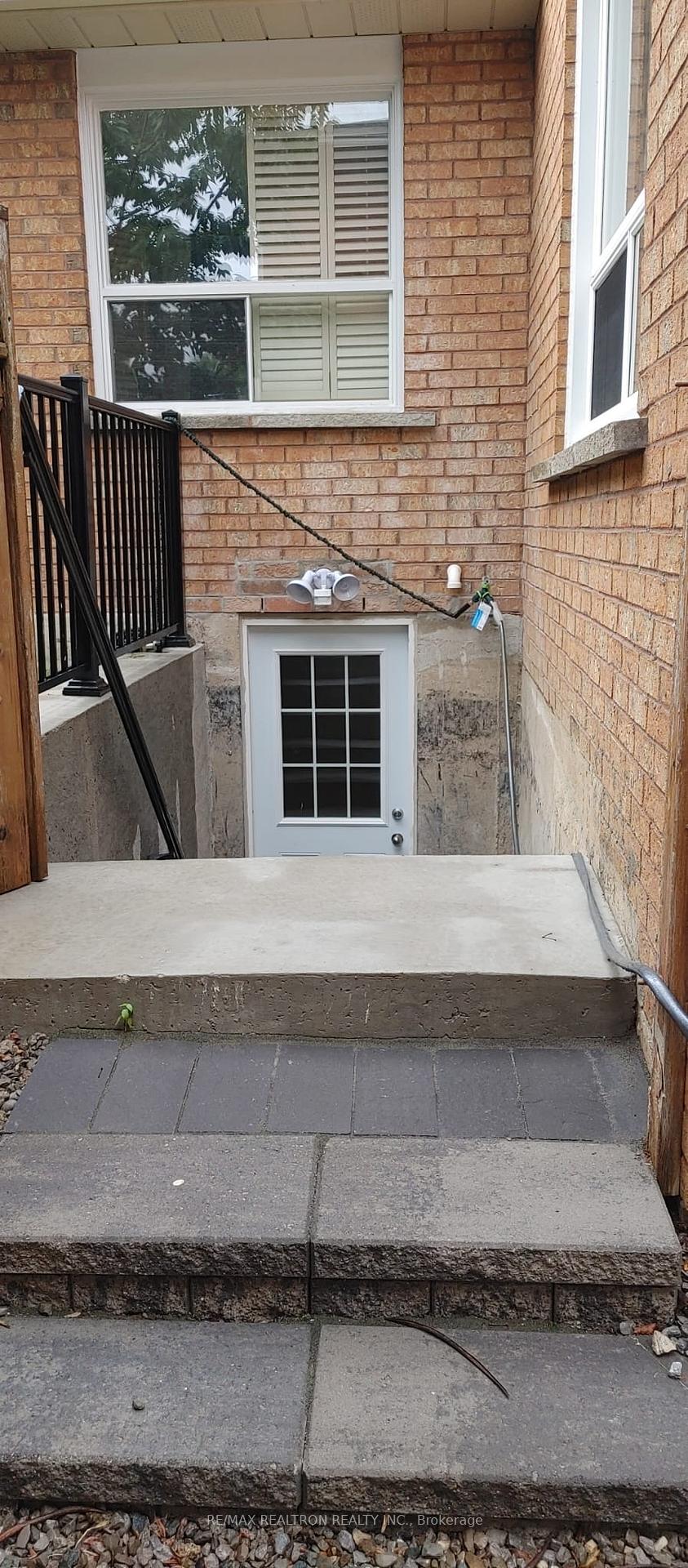 Front of 154 Keffer Circle