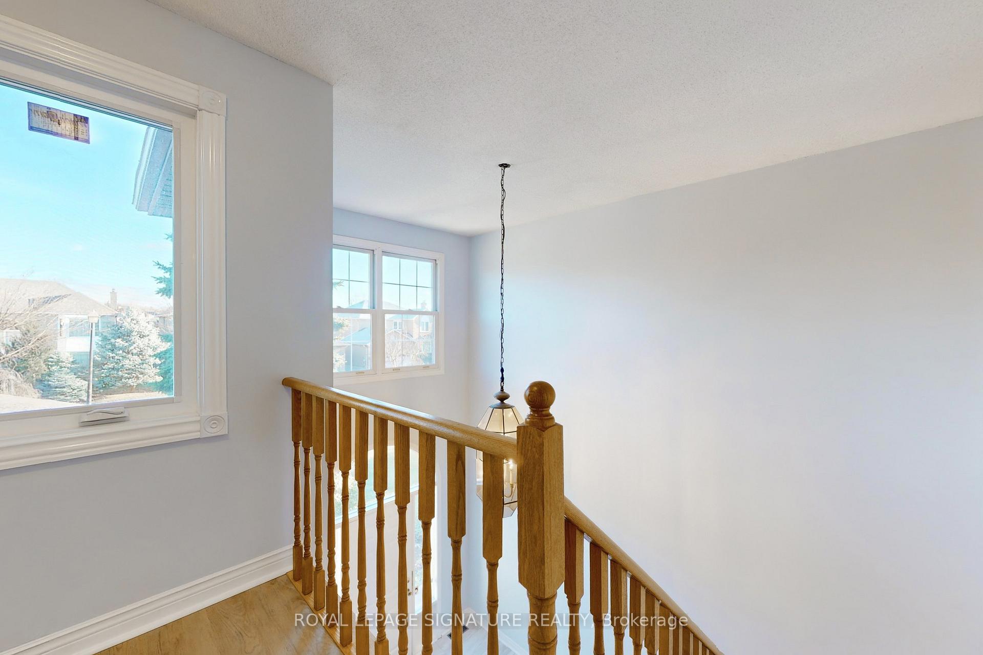 Photo 18 of 91 Captain Francis Drive, Markham, Buttonville — HOMEH
