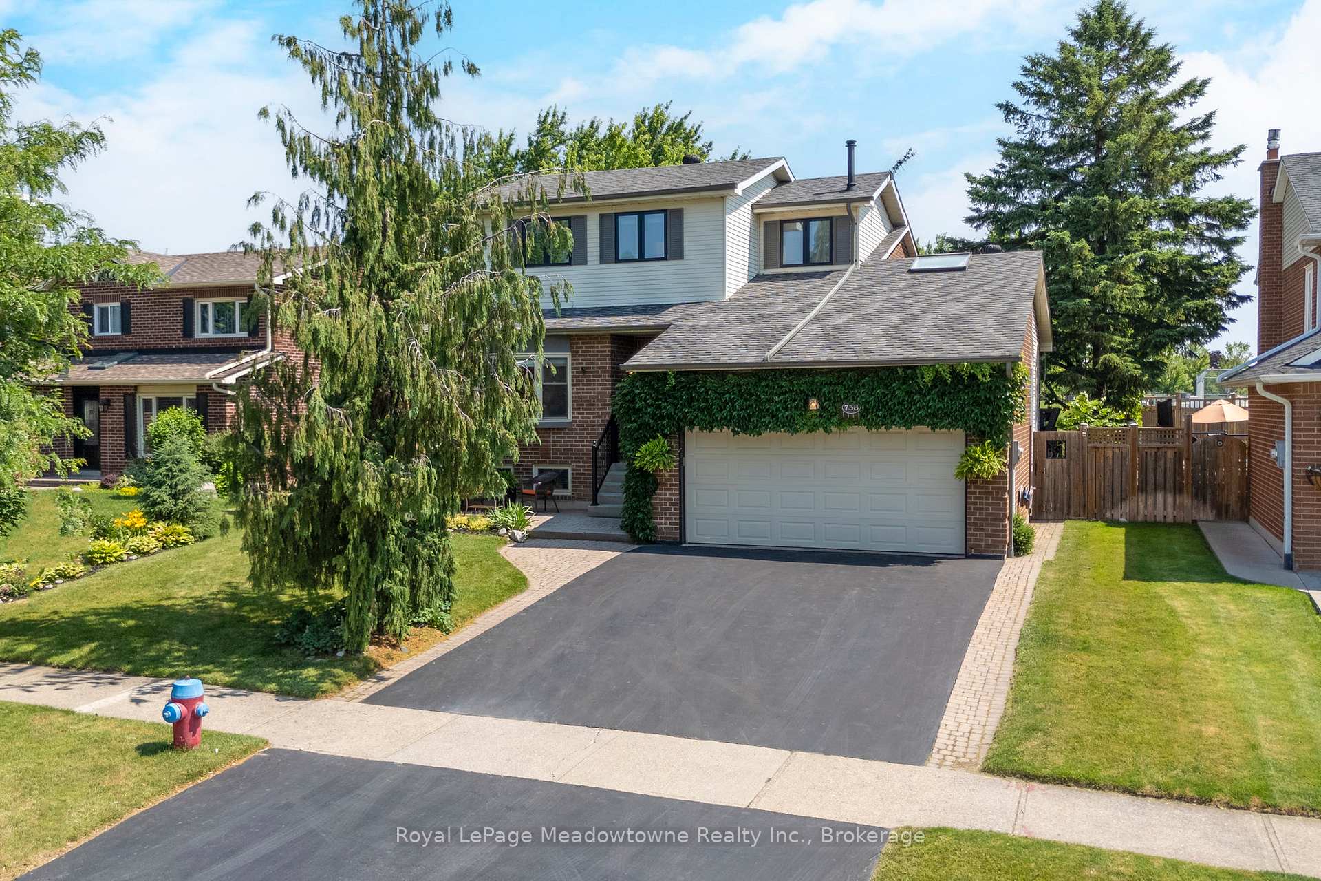 Photo 1 of 738 Robertson Crescent, Milton, Timberlea — HOMEH
