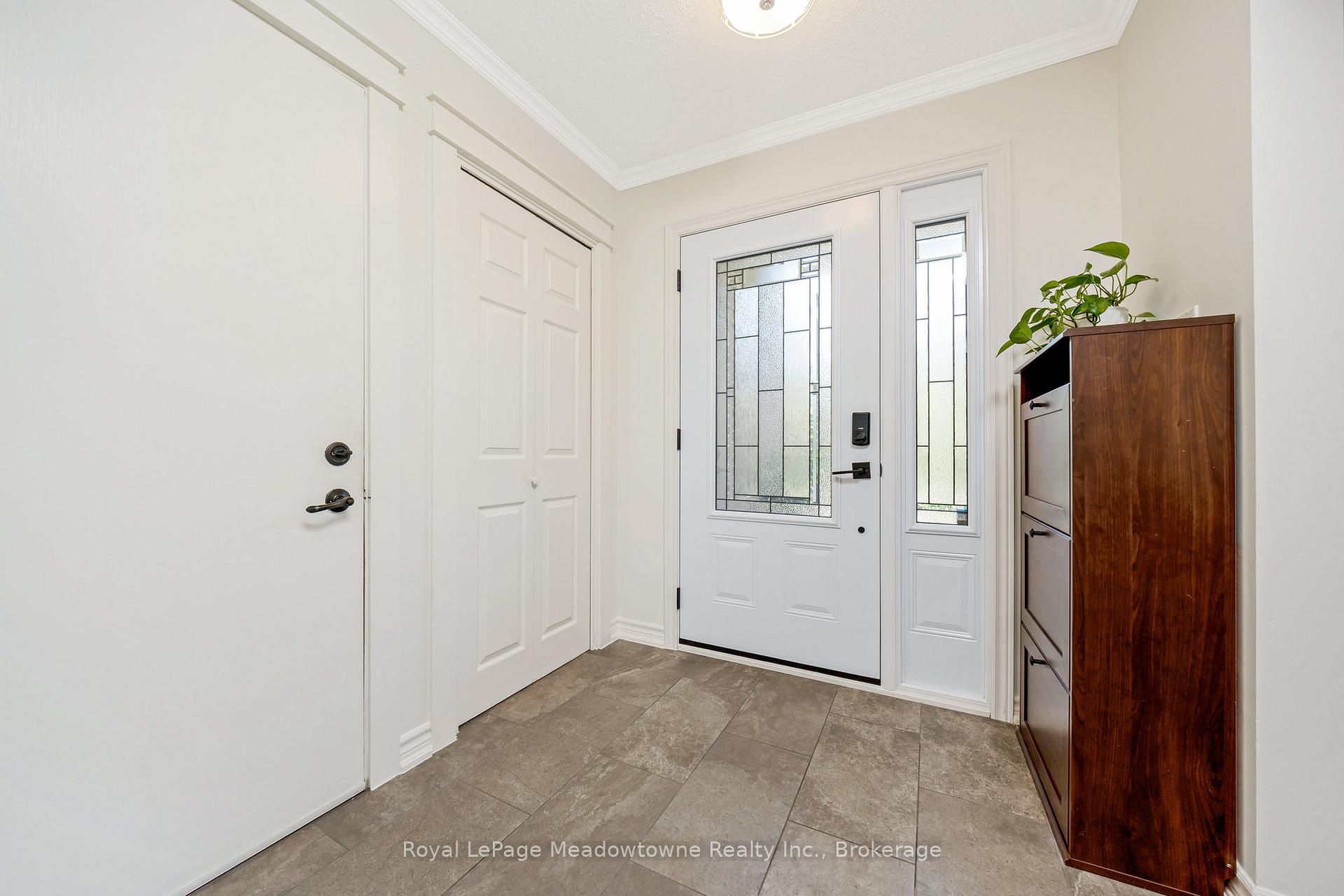 Photo 7 of 738 Robertson Crescent, Milton, Timberlea — HOMEH