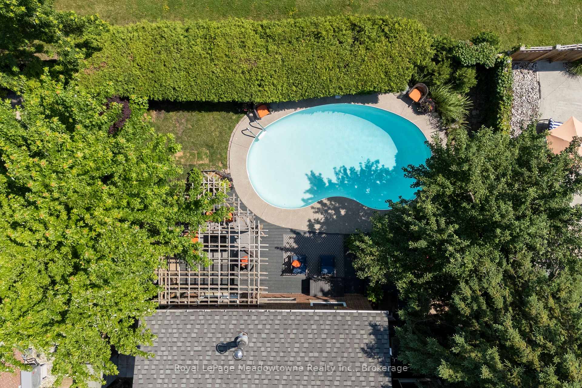Photo 40 of 738 Robertson Crescent, Milton, Timberlea — HOMEH