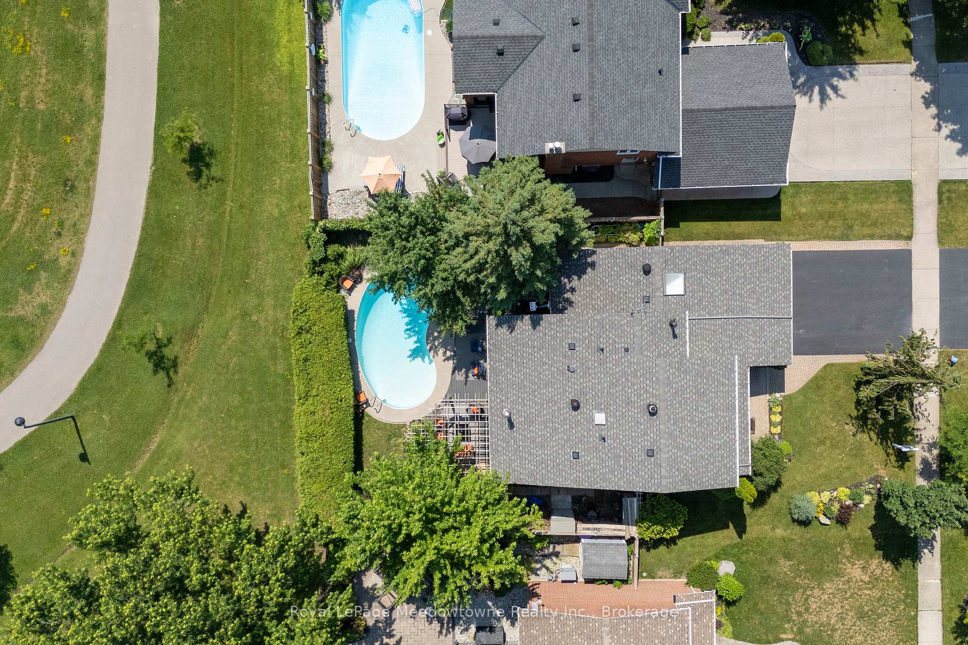 Photo 38 of 738 Robertson Crescent, Milton, Timberlea — HOMEH