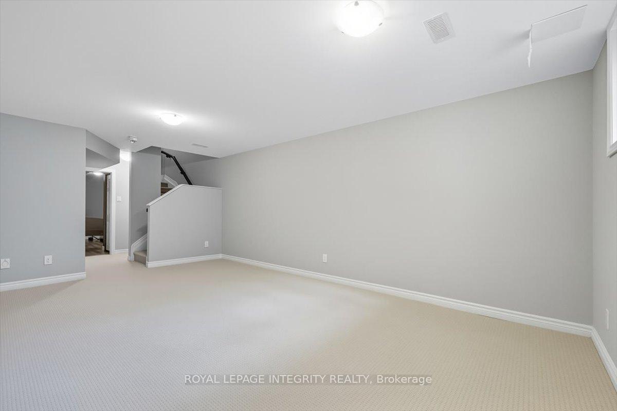 Photo 33 of 707 Des Aubepines Drive, Ottawa, Avalon West — HOMEH