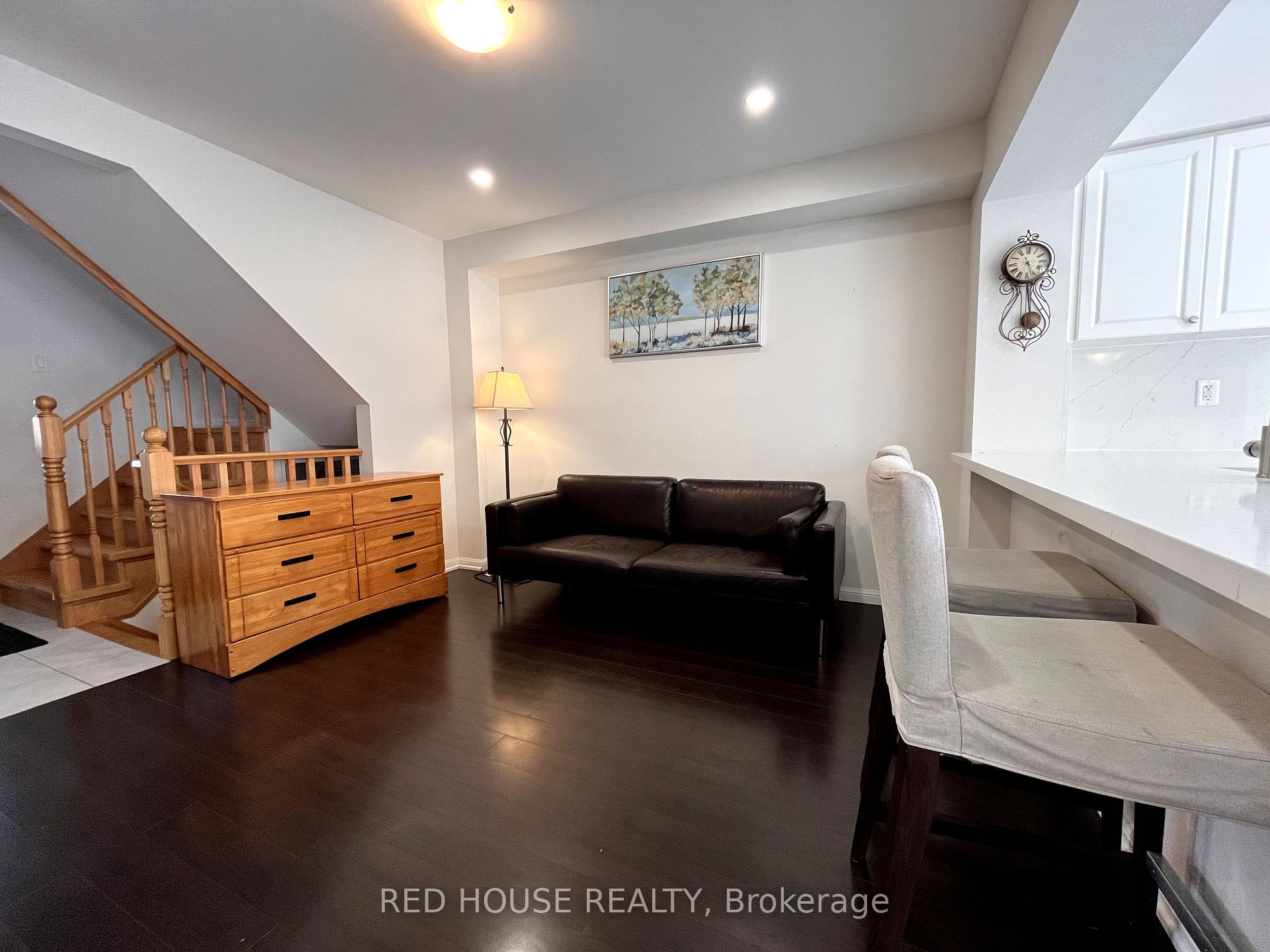 Photo 9 of 747 Winn Trail, Milton, Coates — HOMEH