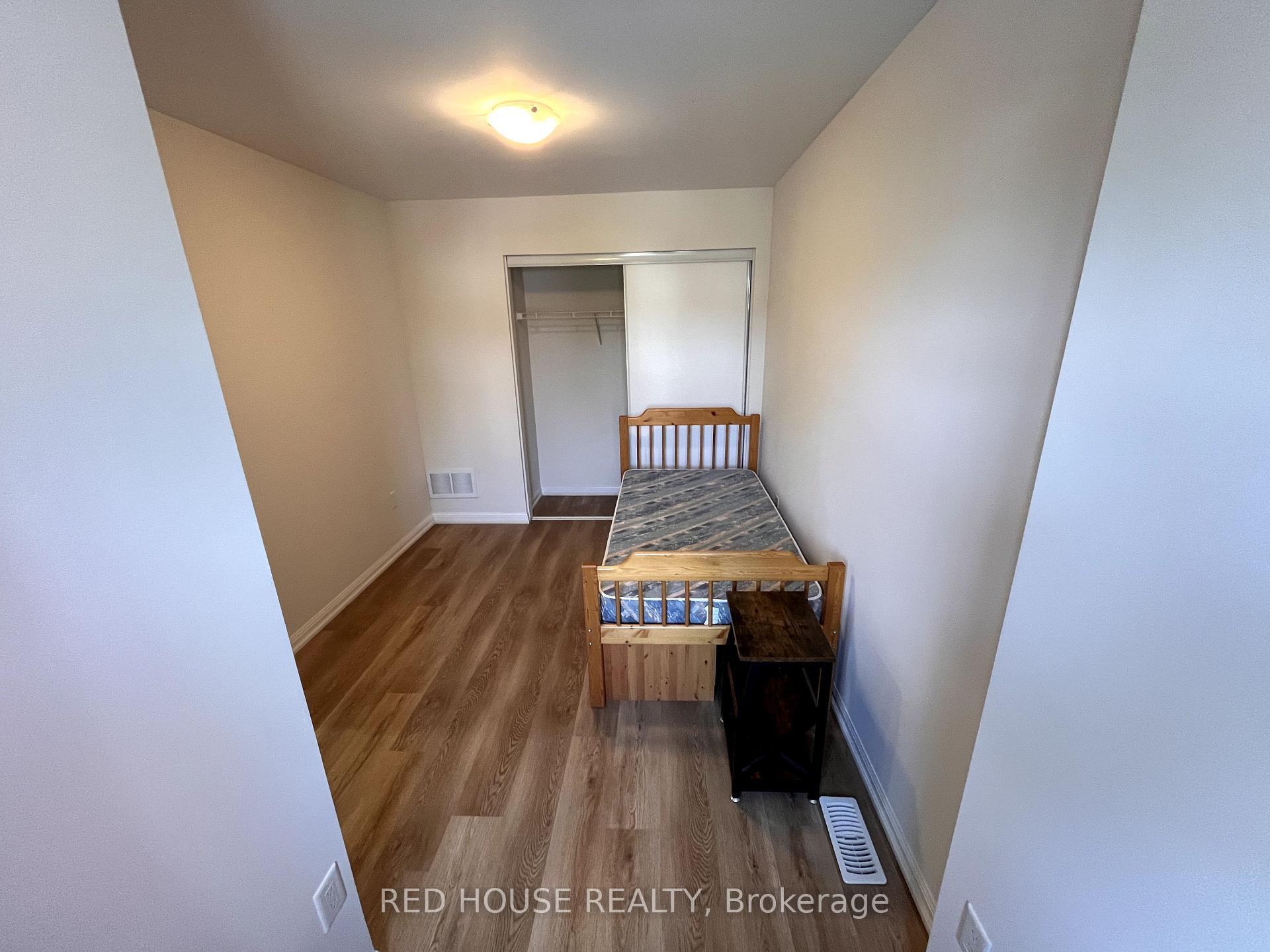 Photo 27 of 747 Winn Trail, Milton, Coates — HOMEH