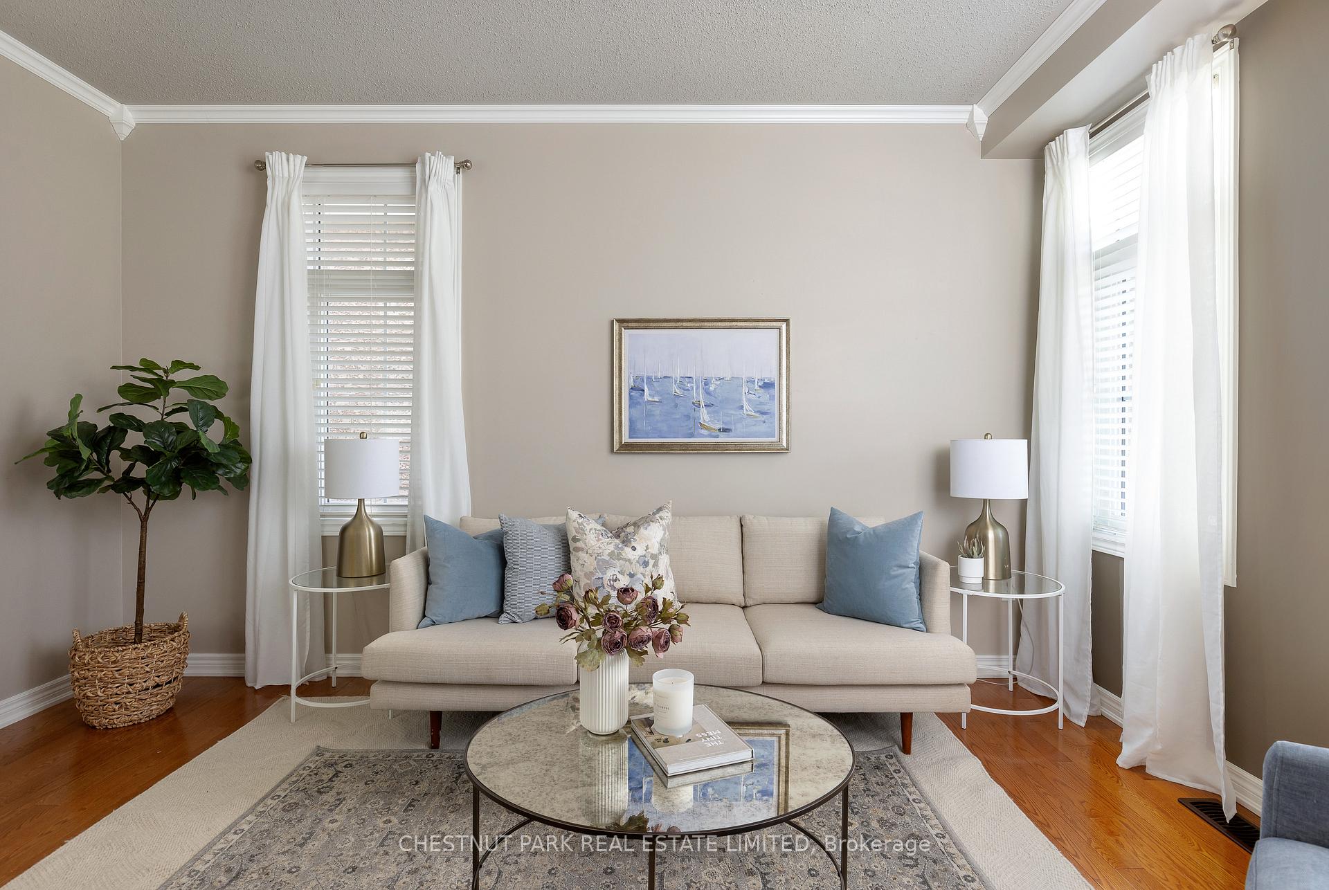 Photo 5 of 65 Northern Dancer Drive, Oshawa, Windfields — HOMEH