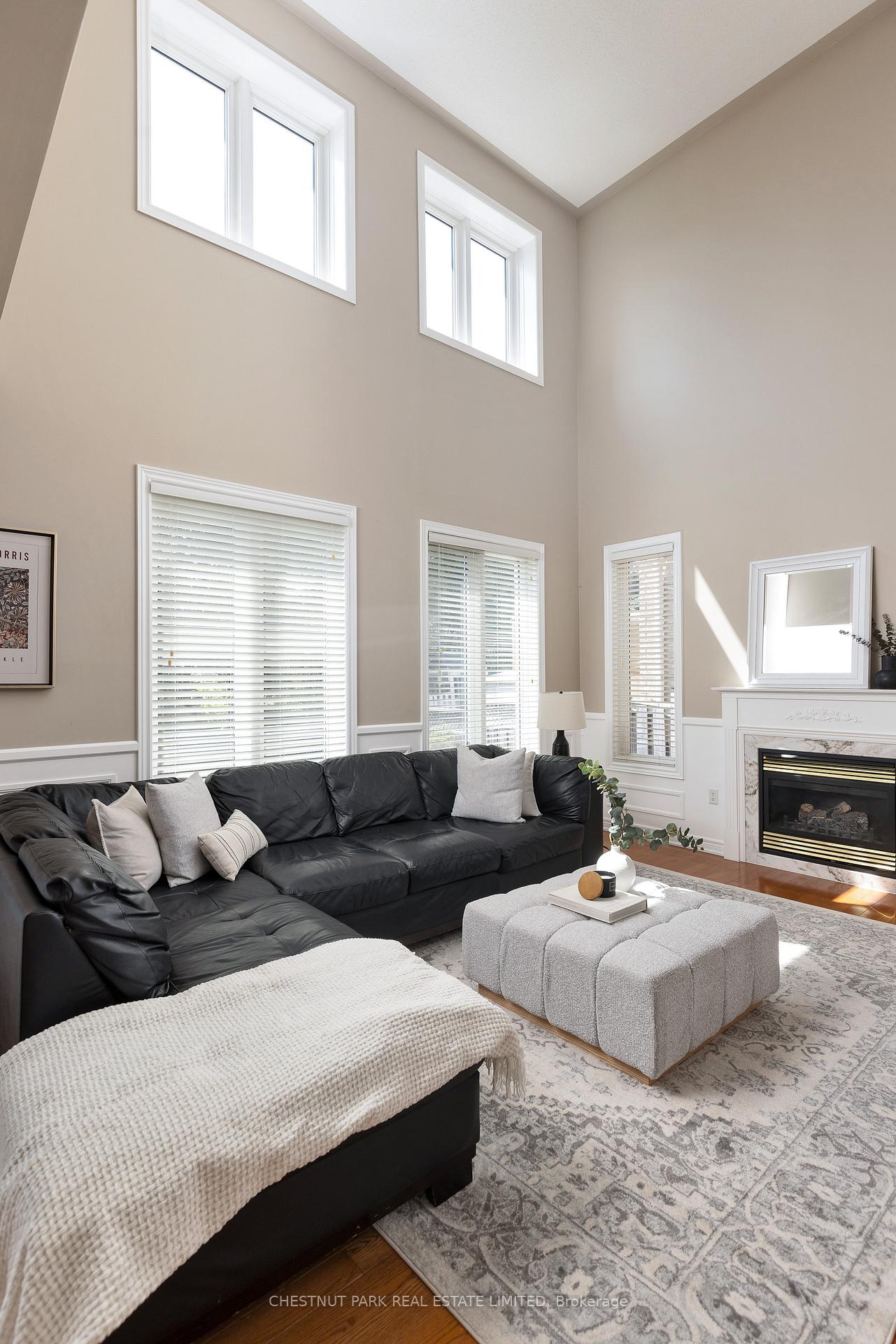 Photo 9 of 65 Northern Dancer Drive, Oshawa, Windfields — HOMEH