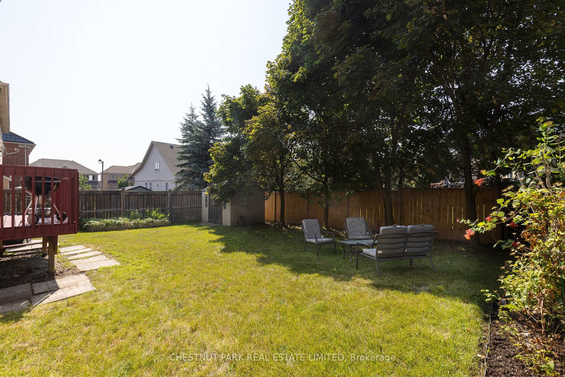 Photo 14 of 65 Northern Dancer Drive, Oshawa, Windfields — HOMEH