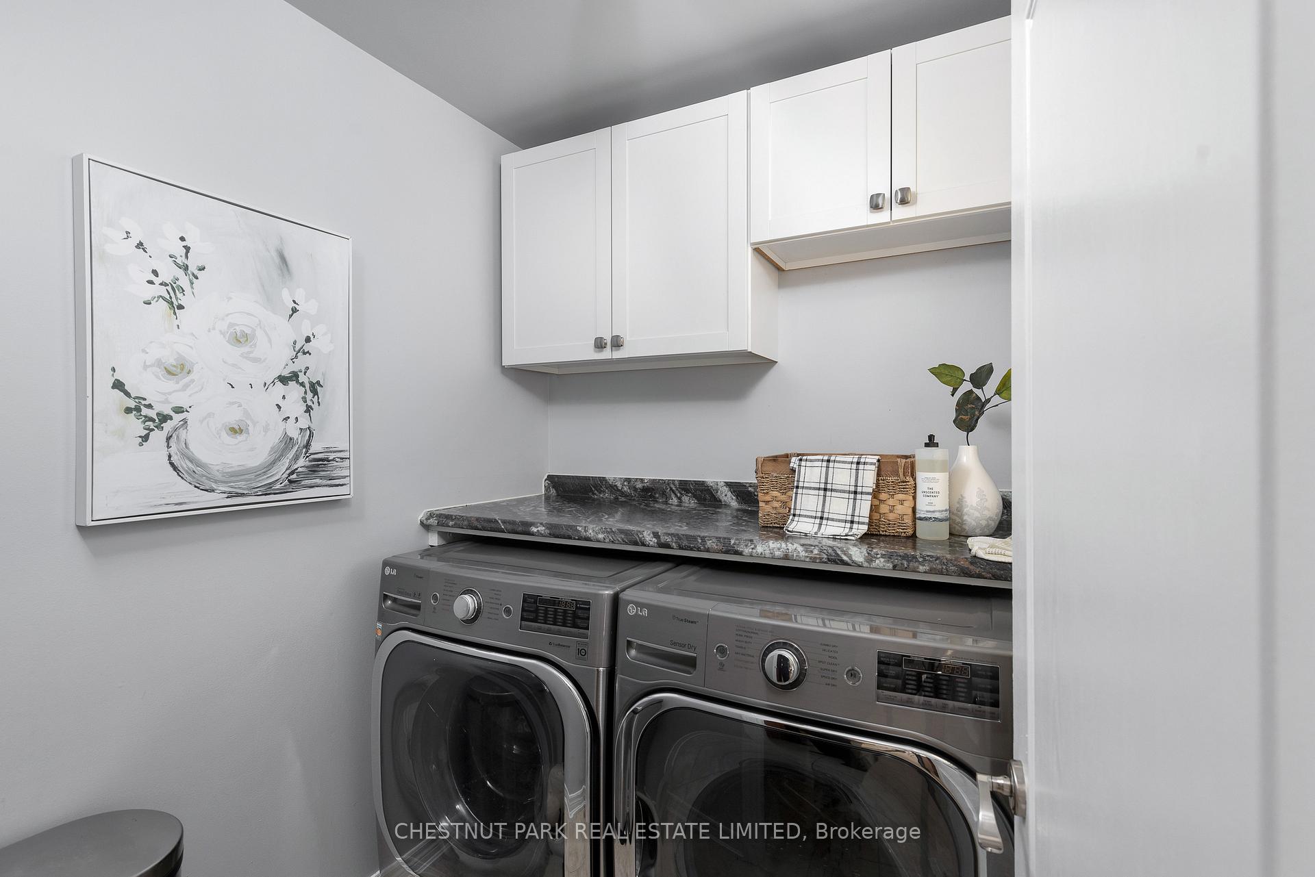 Photo 15 of 65 Northern Dancer Drive, Oshawa, Windfields — HOMEH