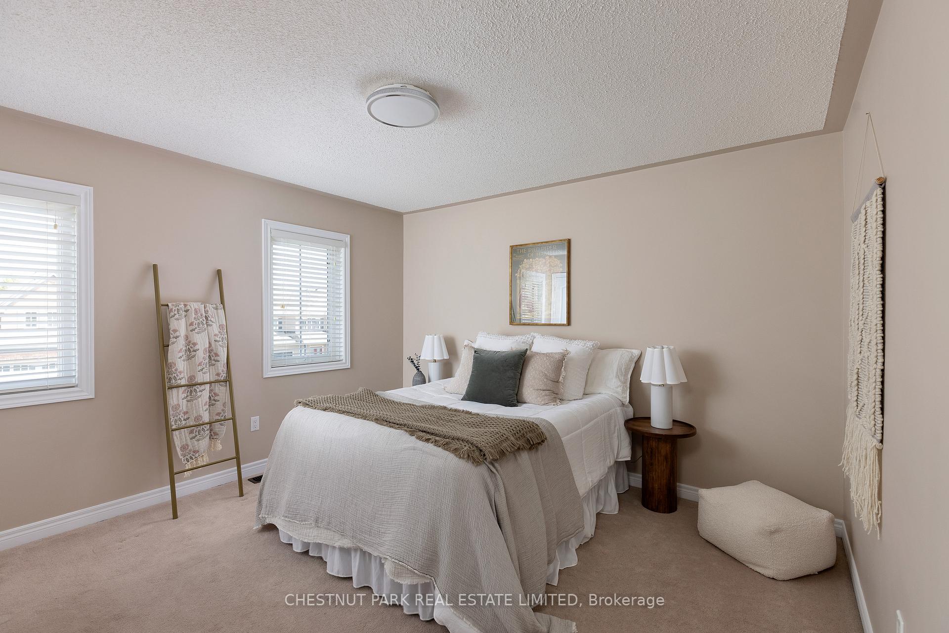 Photo 23 of 65 Northern Dancer Drive, Oshawa, Windfields — HOMEH