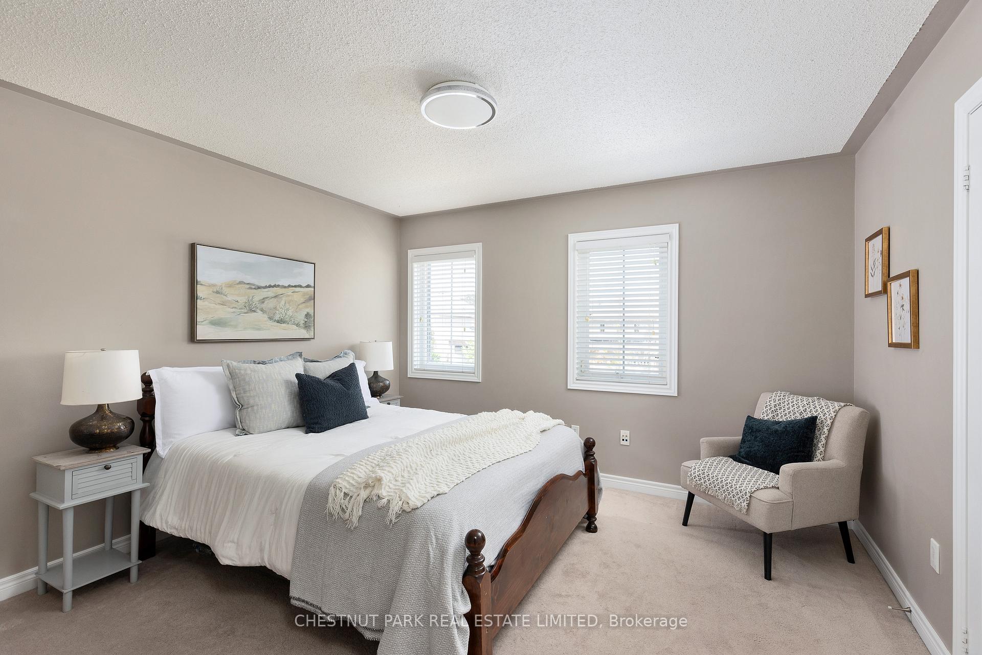 Photo 24 of 65 Northern Dancer Drive, Oshawa, Windfields — HOMEH