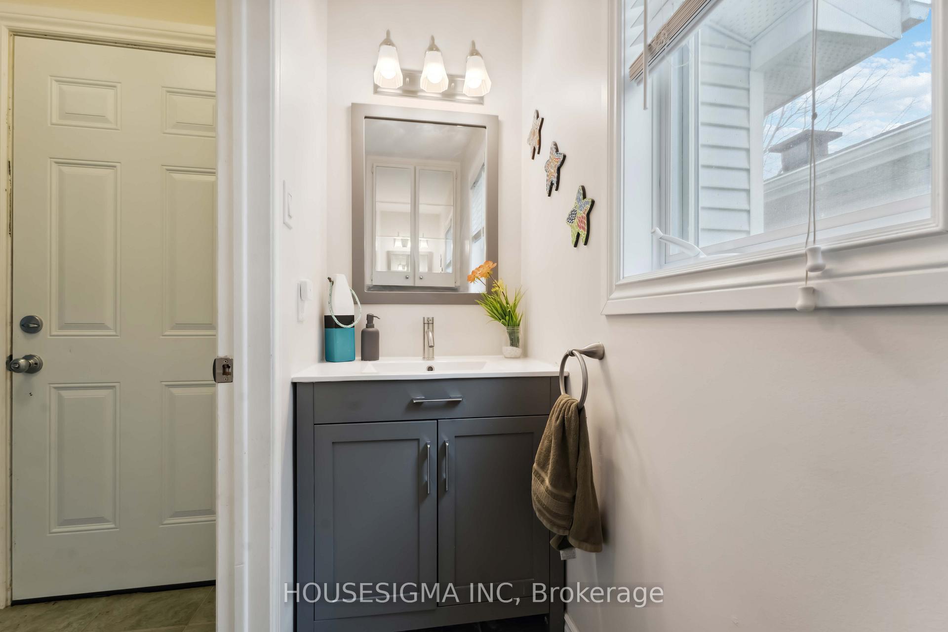 Photo 22 of 6671 Tooney Drive, Ottawa, Orleans/Sunridge — HOMEH