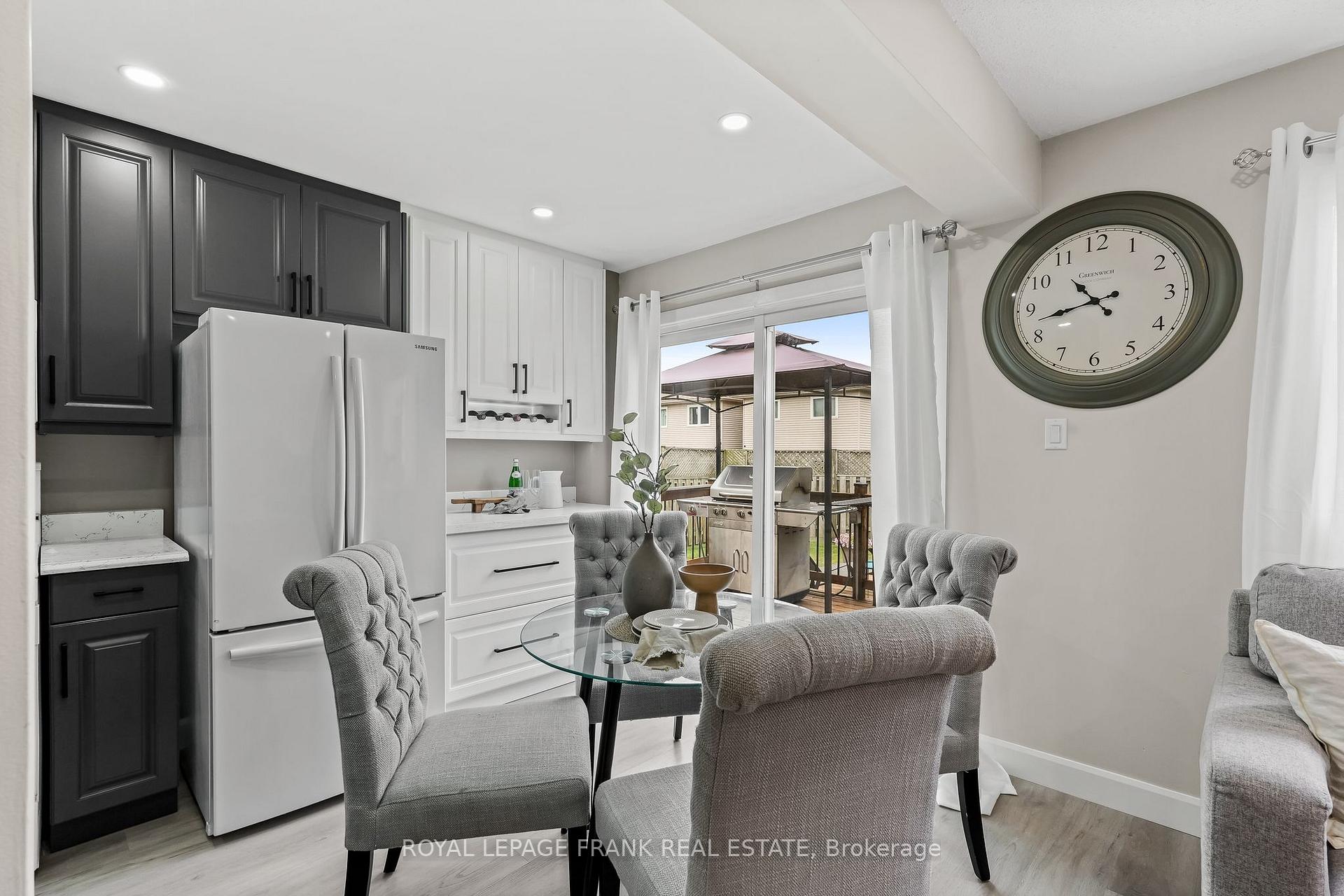 Photo 9 of 808 Crowells Street, Oshawa, Pinecrest — HOMEH