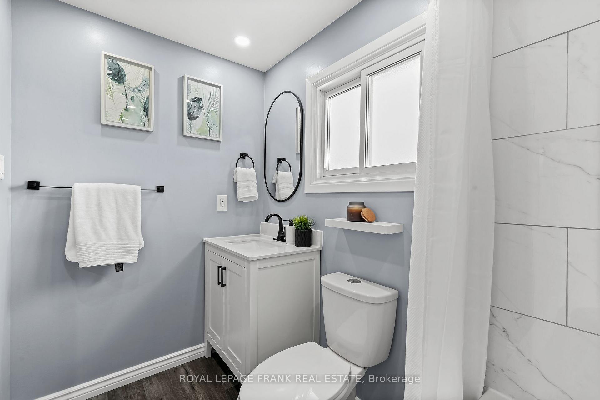 Photo 21 of 808 Crowells Street, Oshawa, Pinecrest — HOMEH