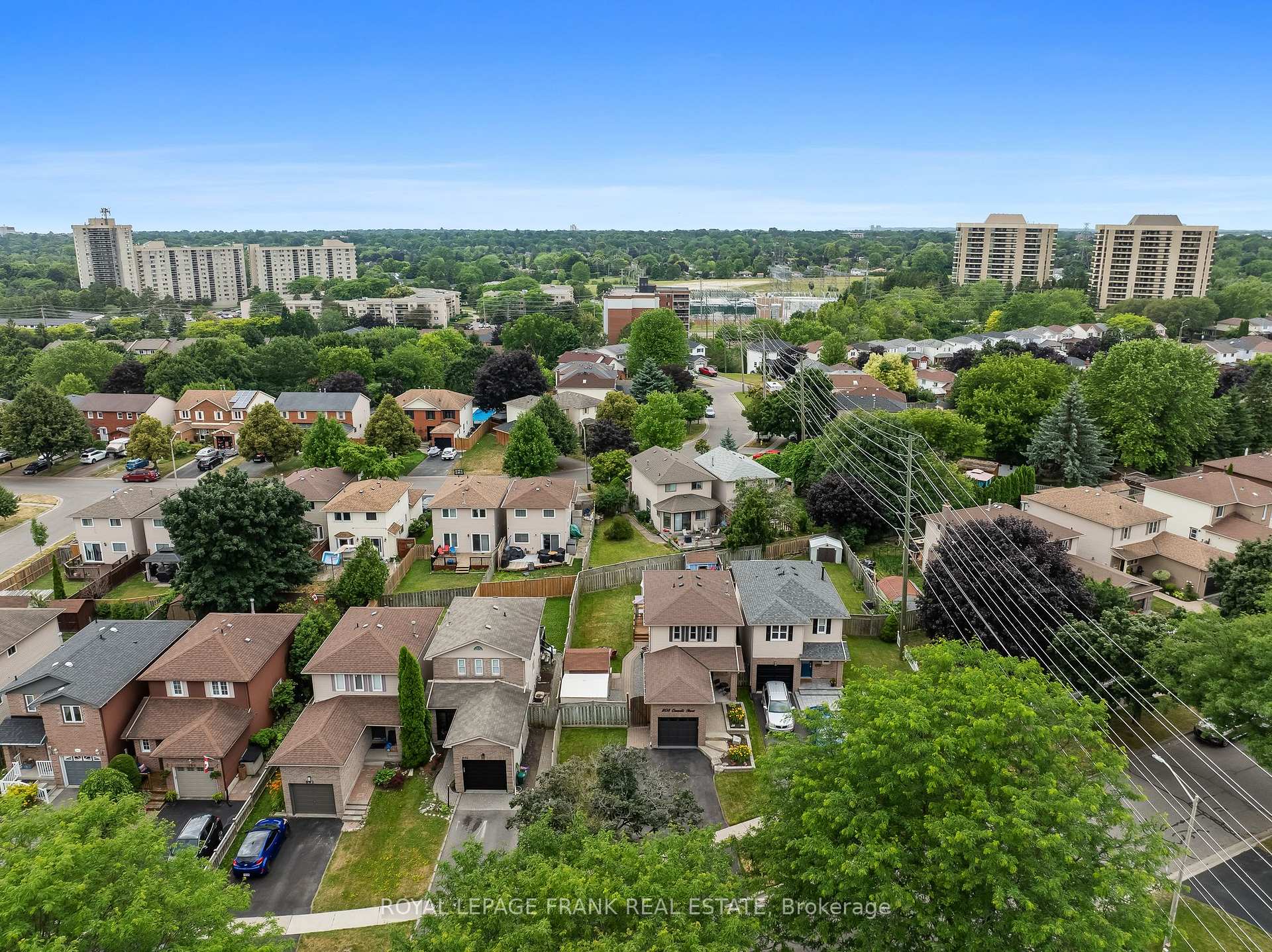Photo 38 of 808 Crowells Street, Oshawa, Pinecrest — HOMEH