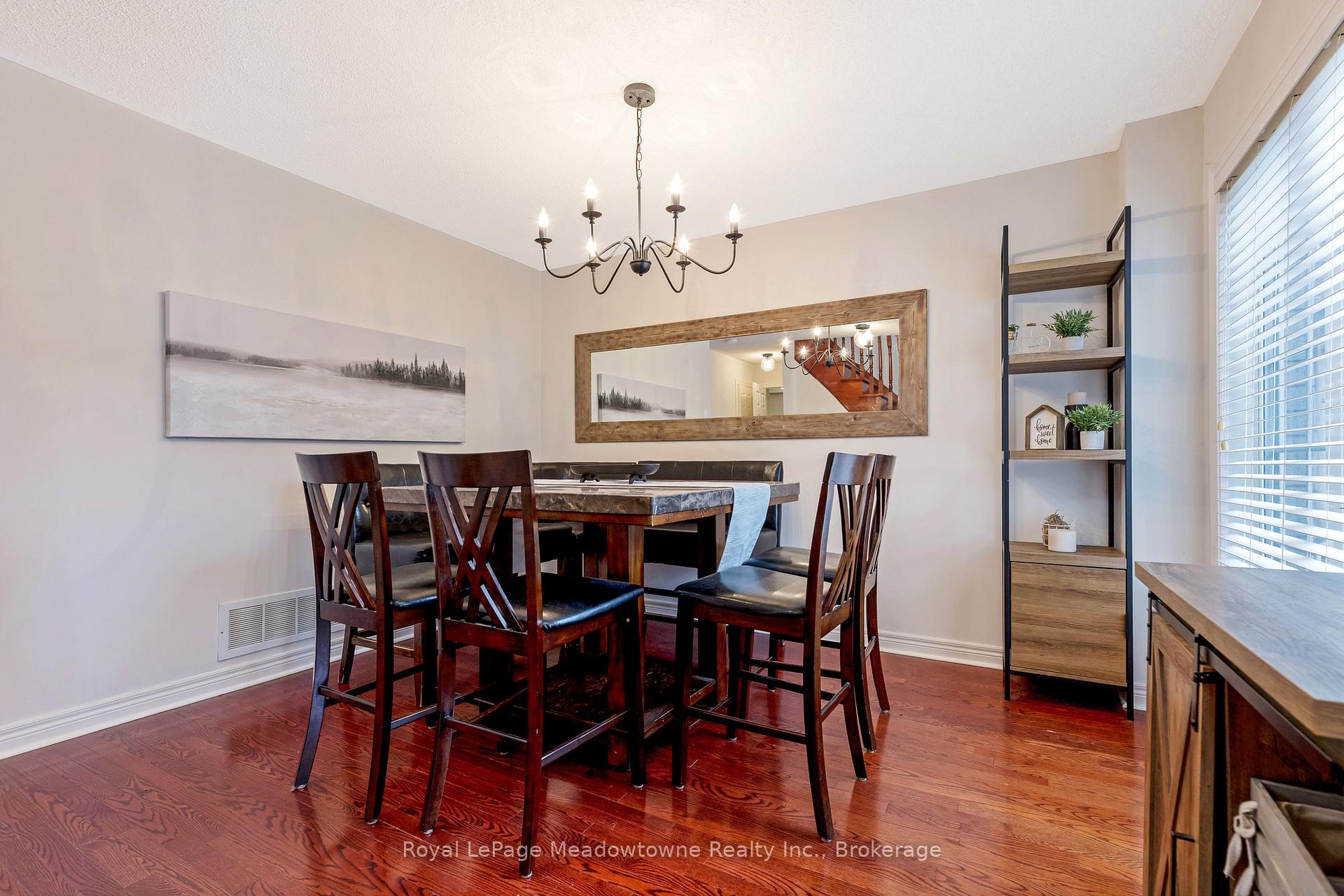 Photo 28 of 13 Robarts Drive, Milton, Dempsey — HOMEH