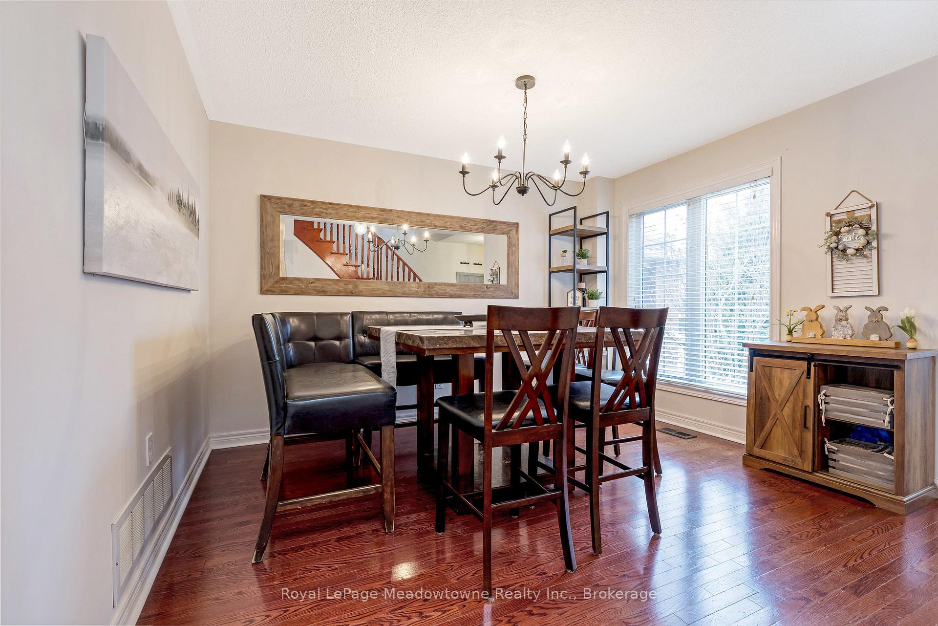 Photo 24 of 13 Robarts Drive, Milton, Dempsey — HOMEH
