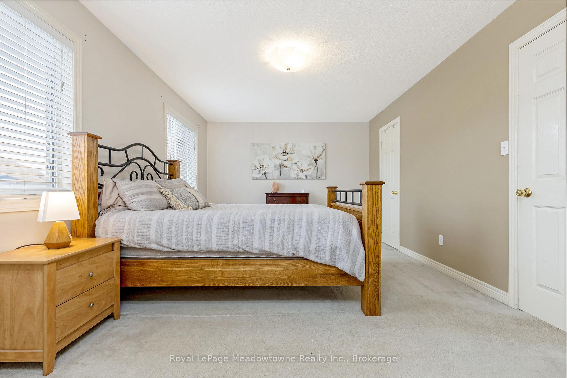 Photo 25 of 13 Robarts Drive, Milton, Dempsey — HOMEH