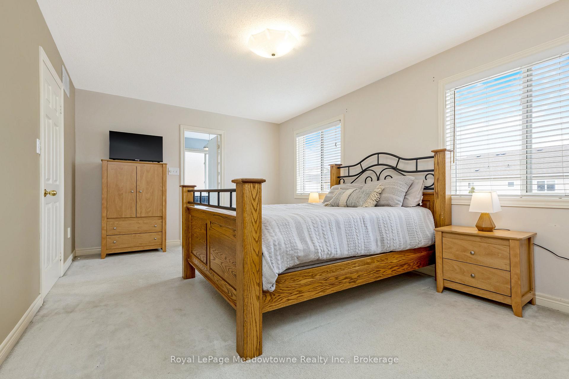 Photo 10 of 13 Robarts Drive, Milton, Dempsey — HOMEH