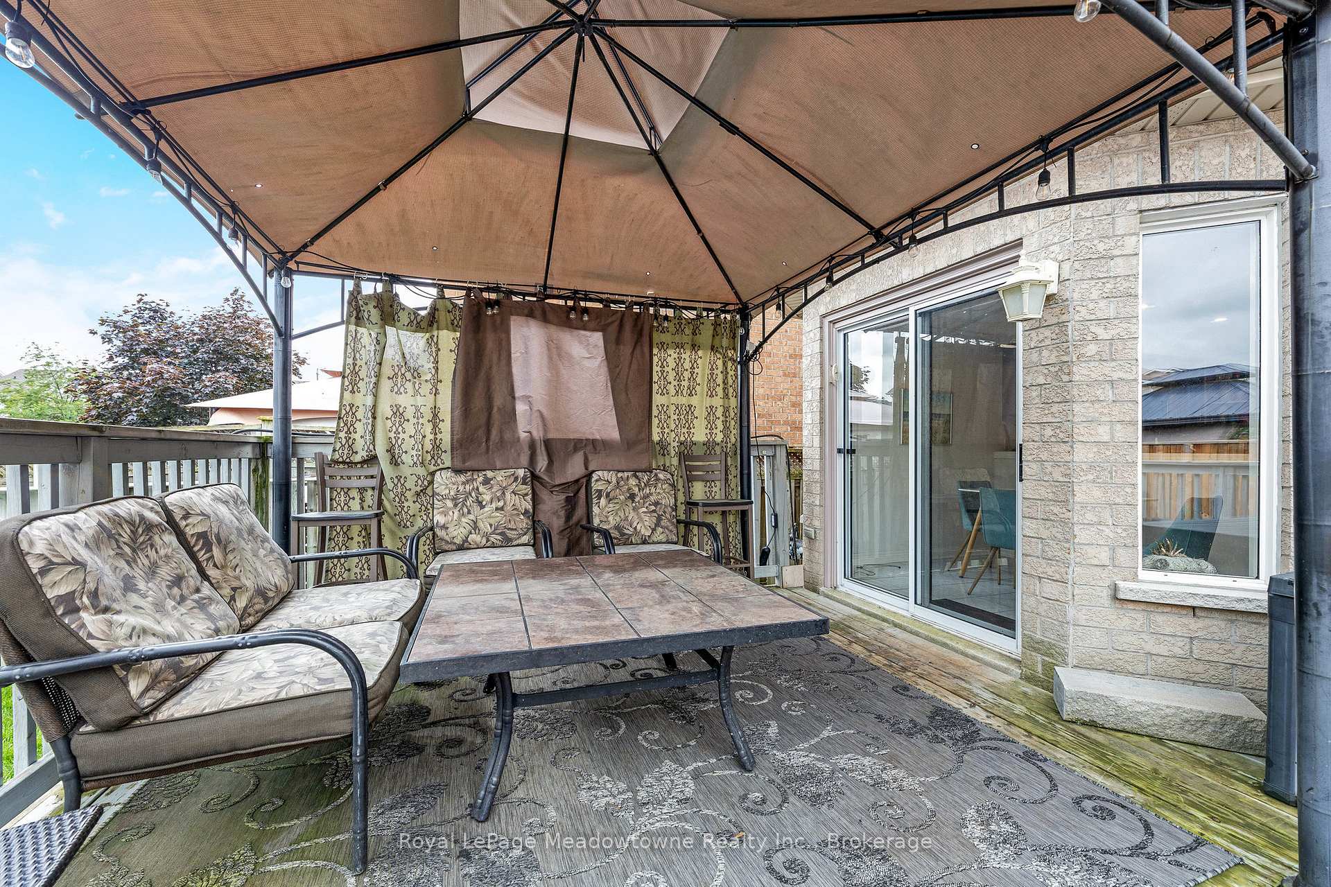 Photo 15 of 13 Robarts Drive, Milton, Dempsey — HOMEH