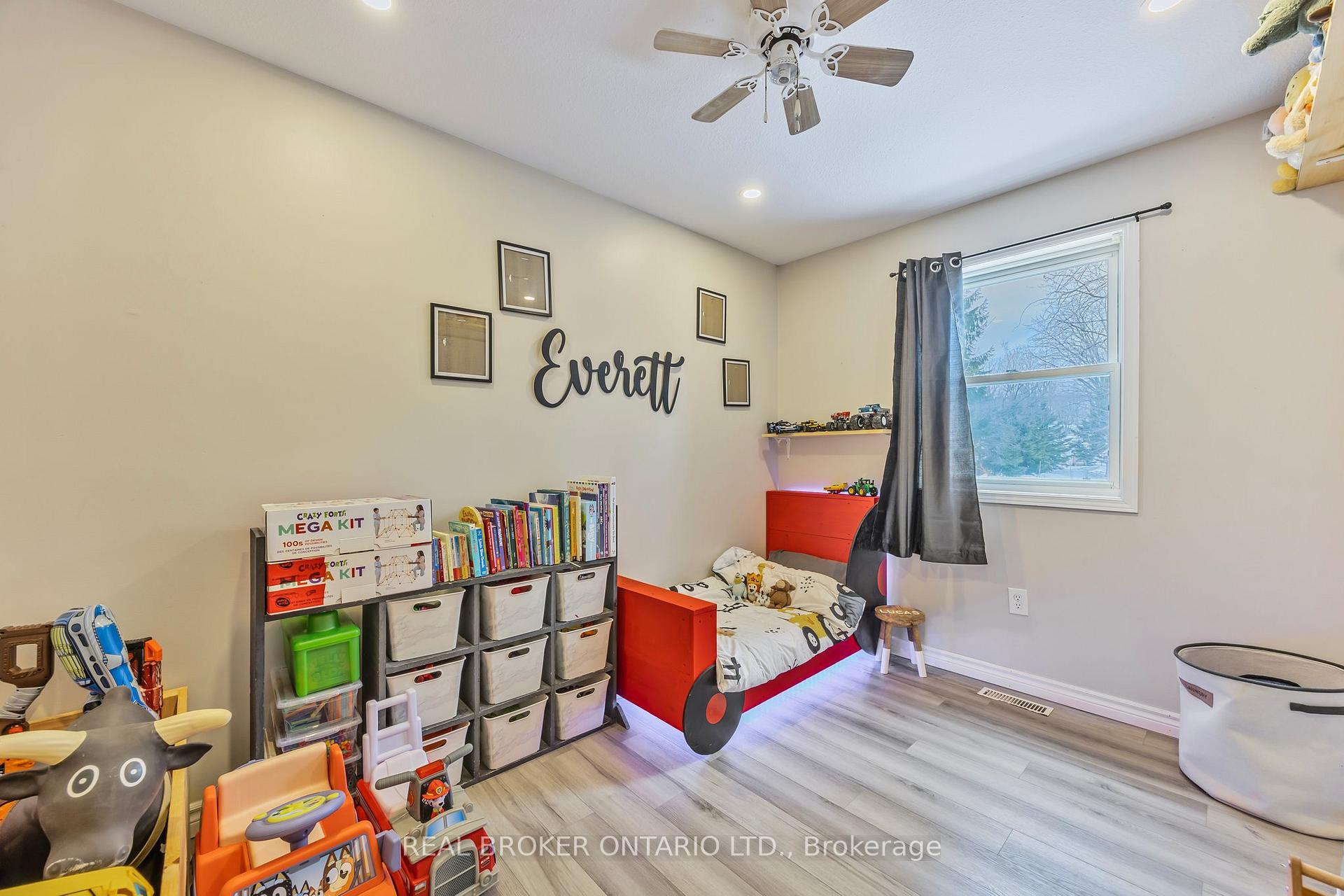 Photo 12 of 28 Louise Lane, Orillia — HOMEH