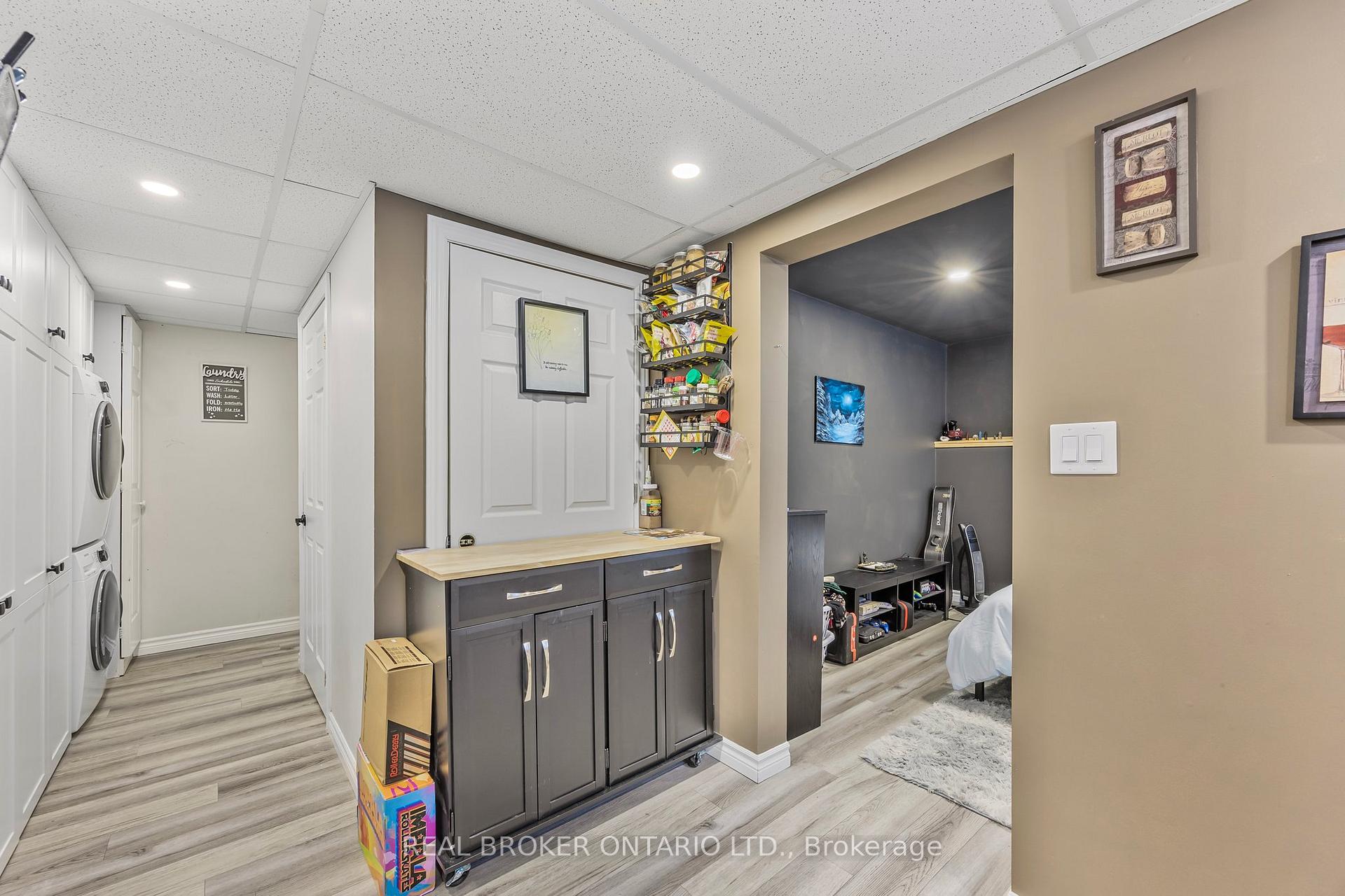 Photo 20 of 28 Louise Lane, Orillia — HOMEH