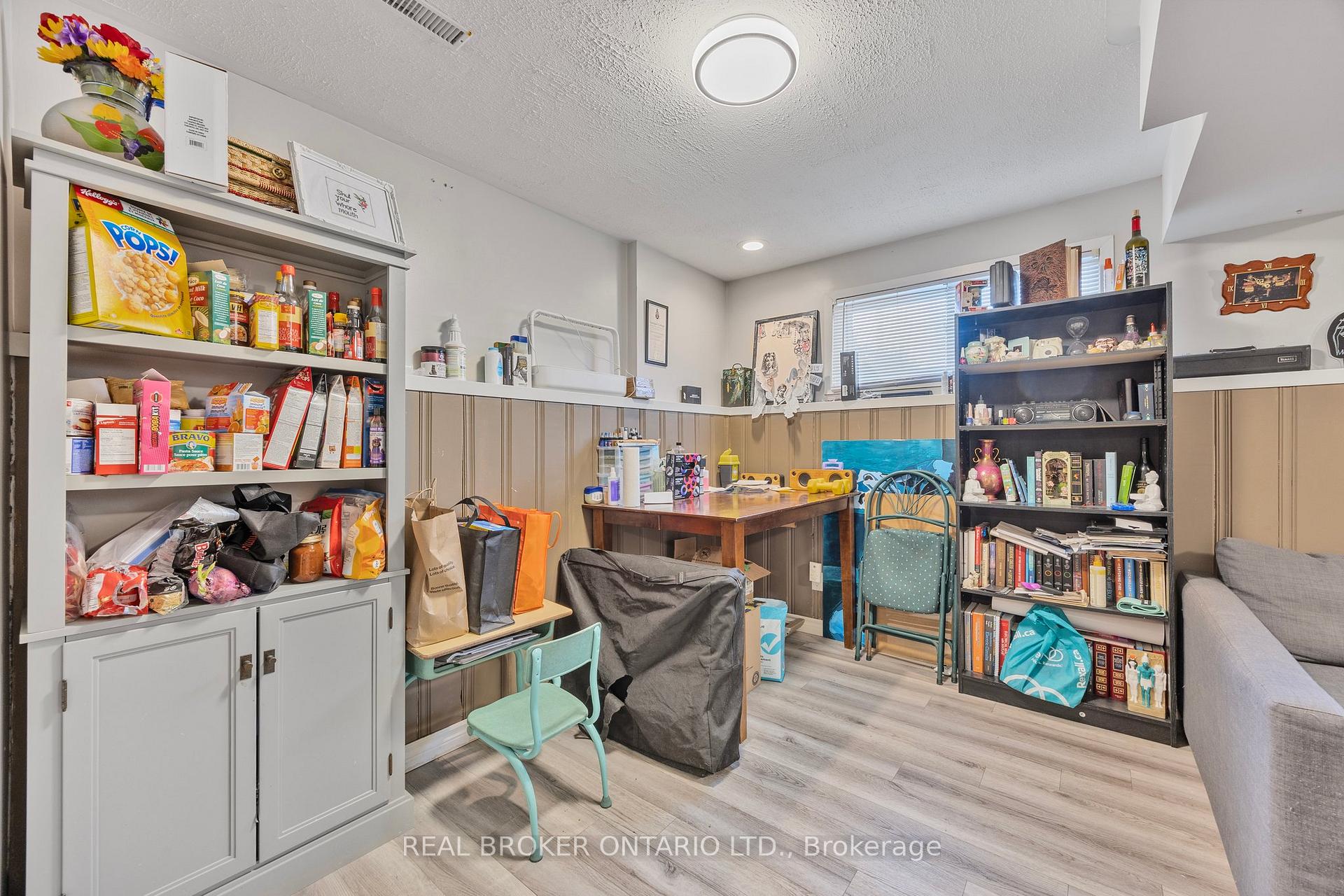 Photo 23 of 28 Louise Lane, Orillia — HOMEH