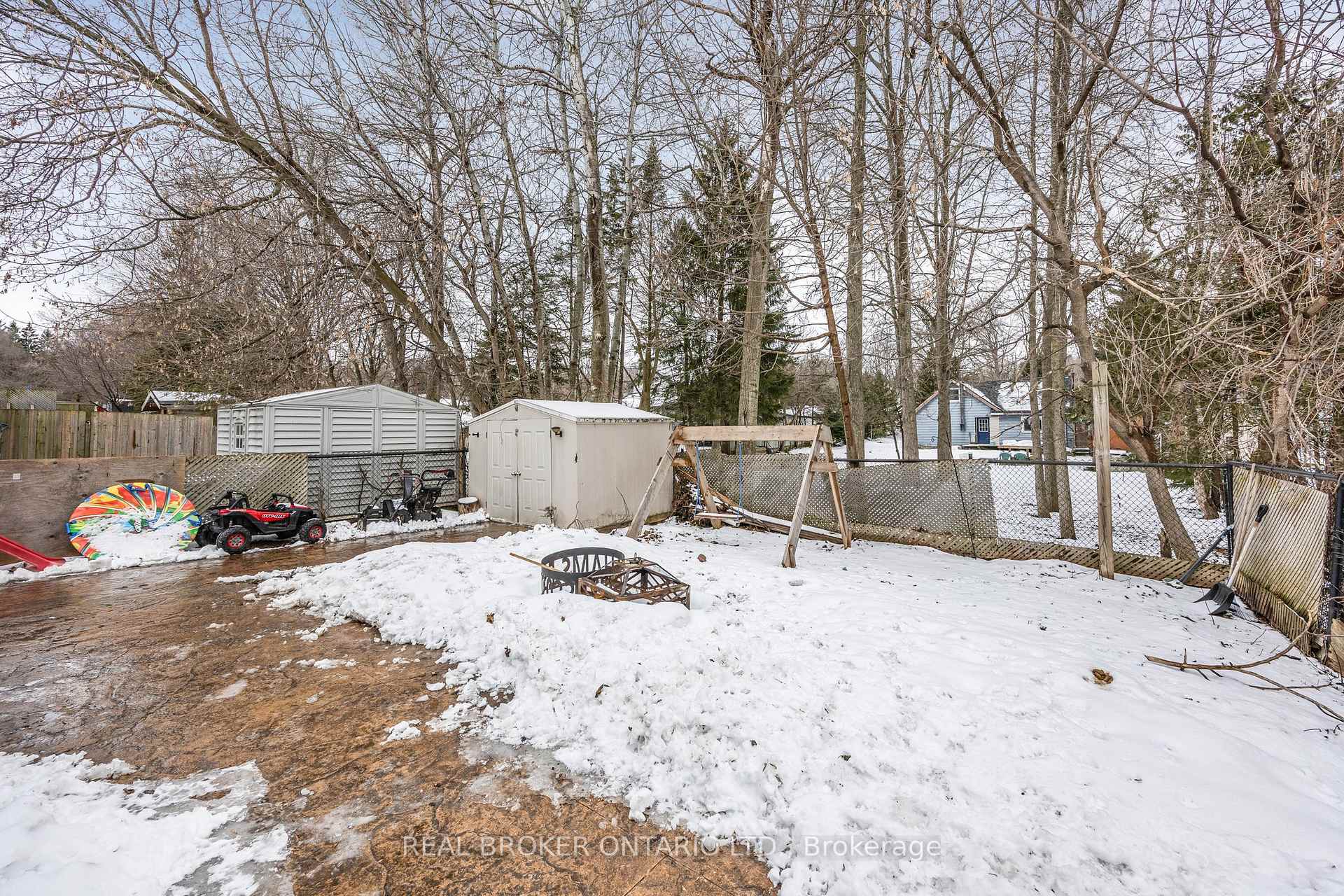 Photo 32 of 28 Louise Lane, Orillia — HOMEH