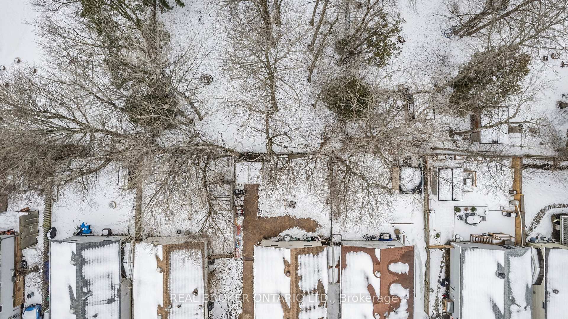 Photo 35 of 28 Louise Lane, Orillia — HOMEH