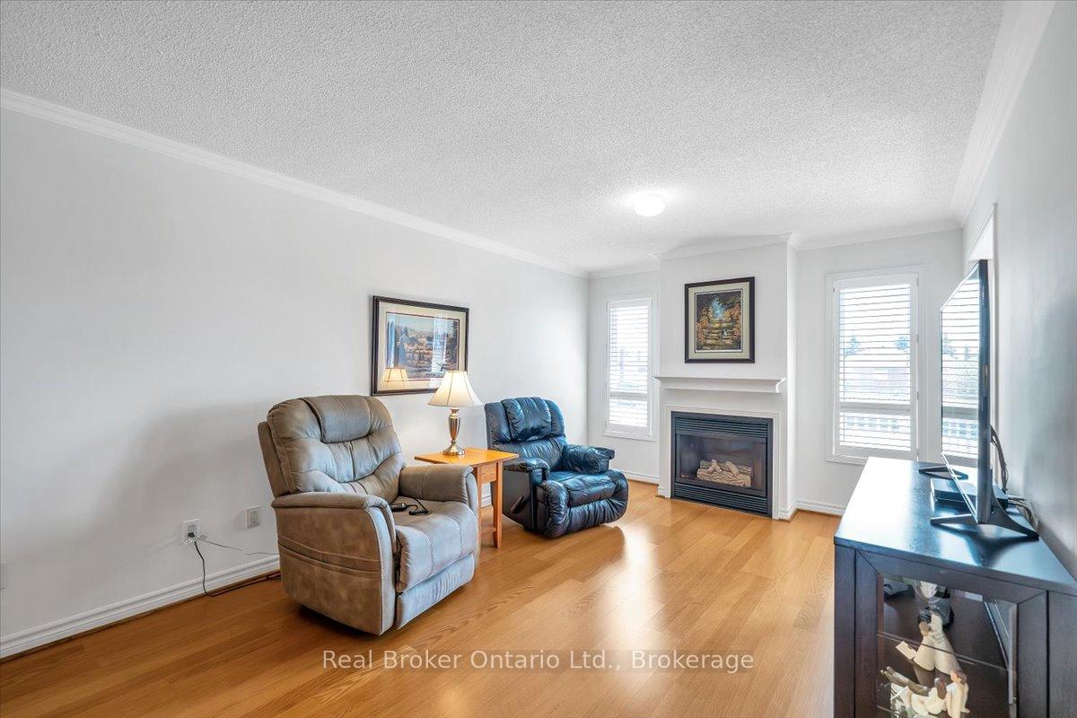 Photo 20 of 961 Ridge Valley Drive, Oshawa, Pinecrest — HOMEH