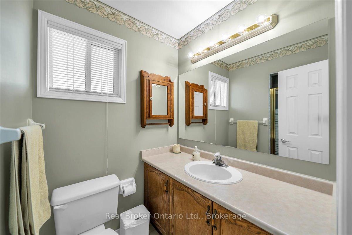 Photo 28 of 961 Ridge Valley Drive, Oshawa, Pinecrest — HOMEH