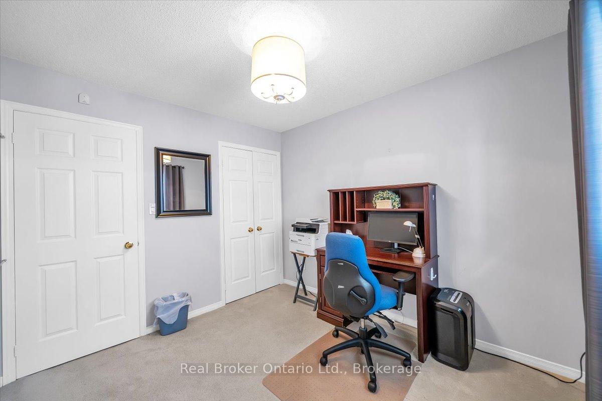 Photo 32 of 961 Ridge Valley Drive, Oshawa, Pinecrest — HOMEH