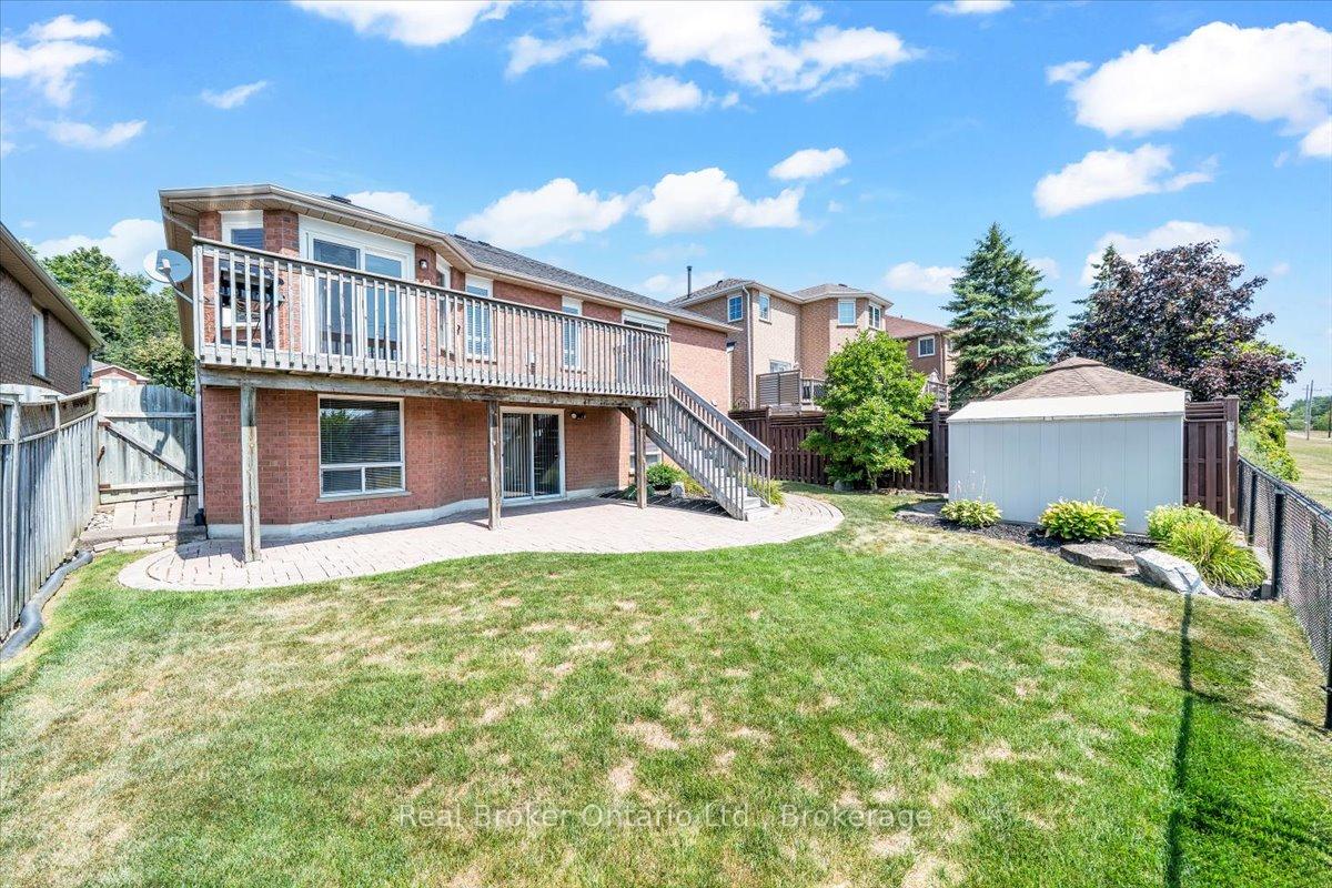 Photo 37 of 961 Ridge Valley Drive, Oshawa, Pinecrest — HOMEH