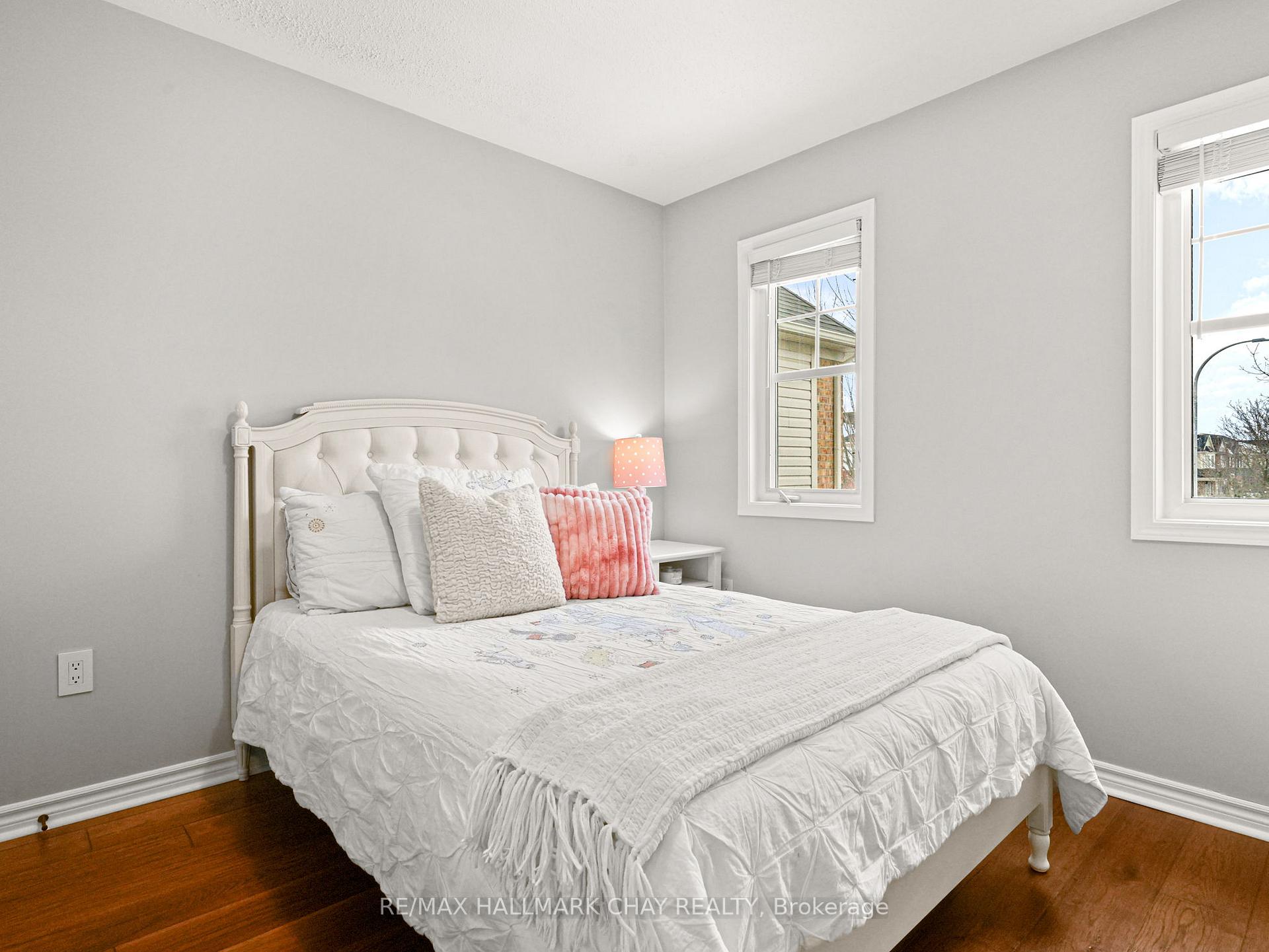 Photo 30 of 62 John W Taylor Avenue, New Tecumseth, Alliston — HOMEH