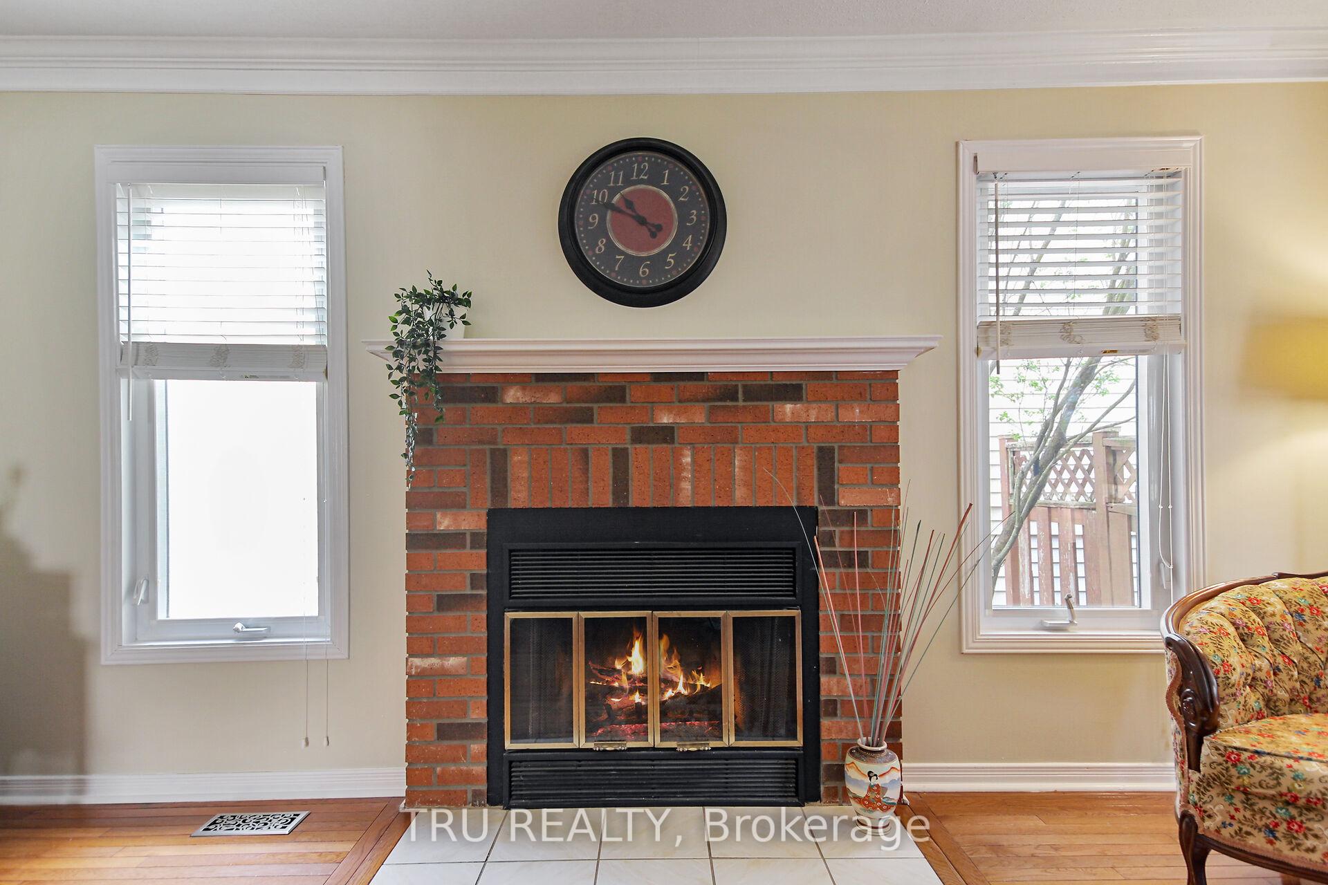 Photo 10 of 1654 Westport Crescent, Ottawa, Chateauneuf — HOMEH