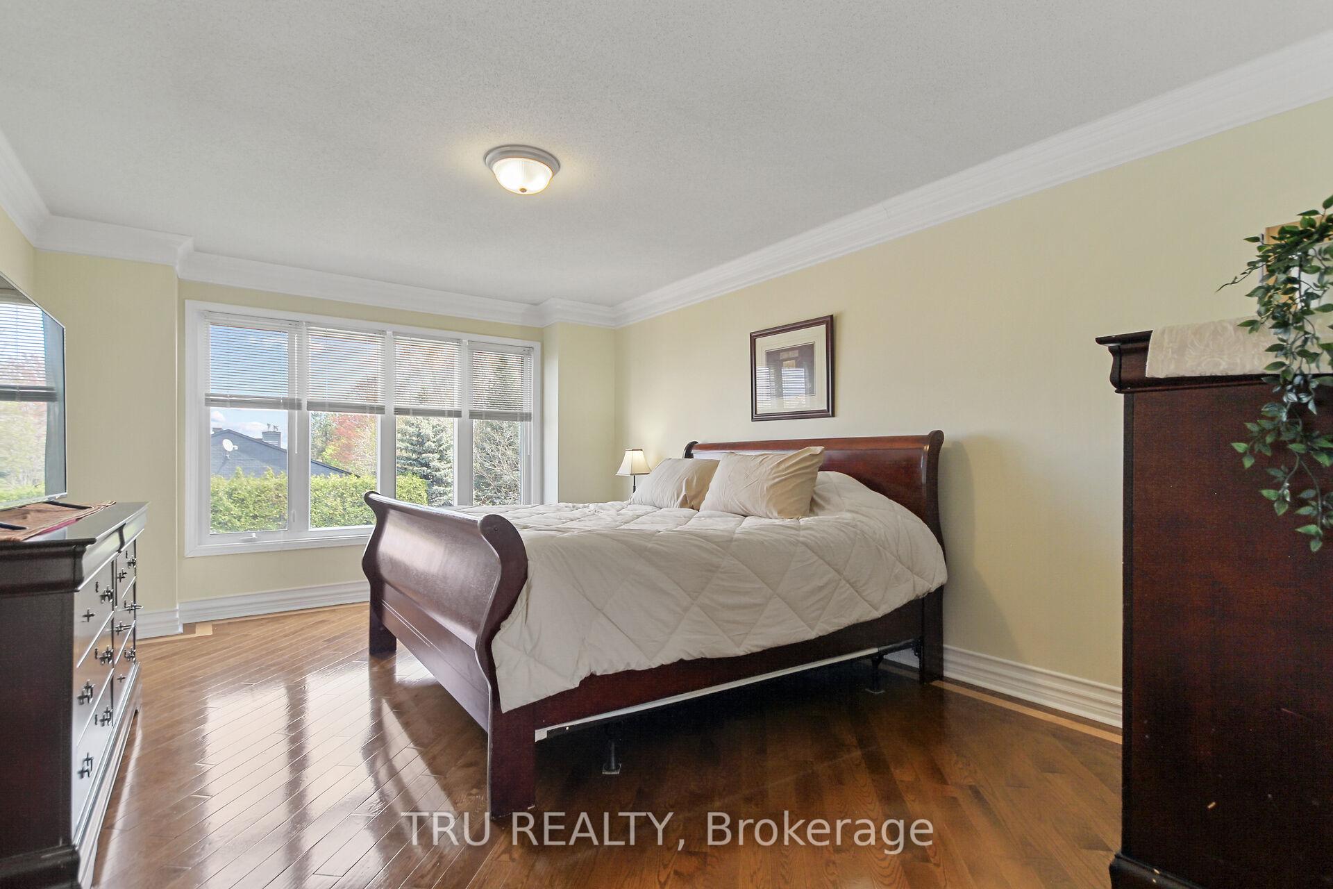 Photo 18 of 1654 Westport Crescent, Ottawa, Chateauneuf — HOMEH