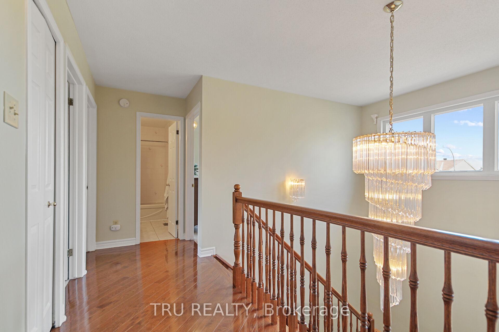 Photo 24 of 1654 Westport Crescent, Ottawa, Chateauneuf — HOMEH