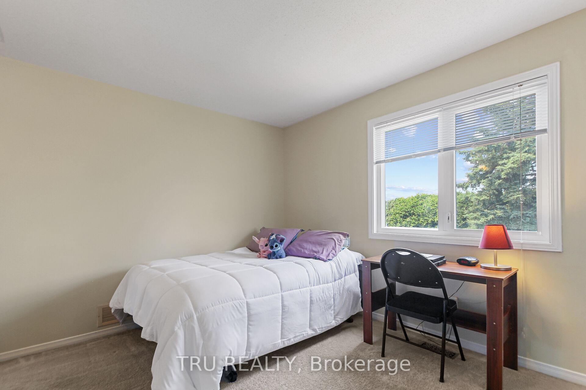 Photo 27 of 1654 Westport Crescent, Ottawa, Chateauneuf — HOMEH