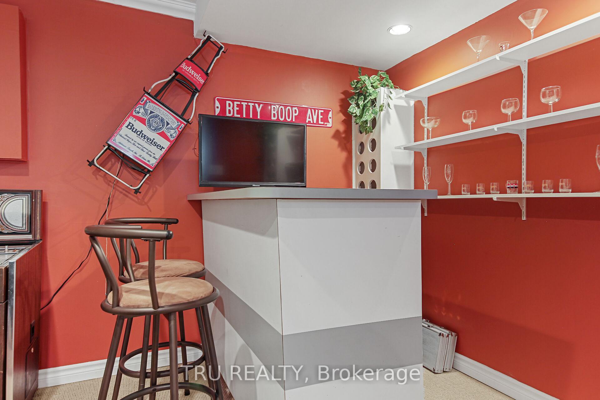 Photo 35 of 1654 Westport Crescent, Ottawa, Chateauneuf — HOMEH