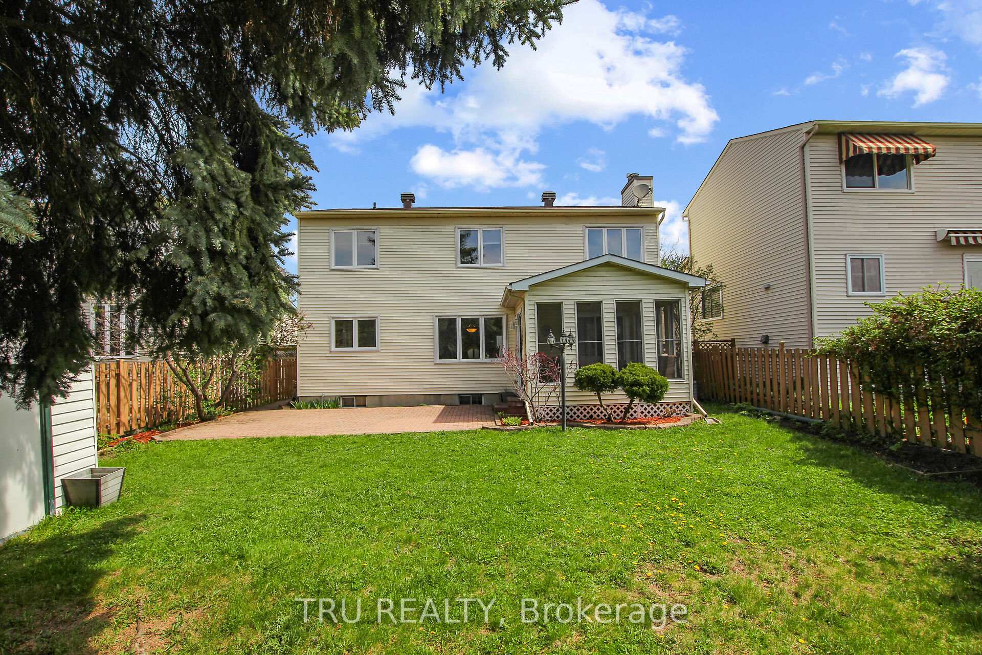 Photo 44 of 1654 Westport Crescent, Ottawa, Chateauneuf — HOMEH